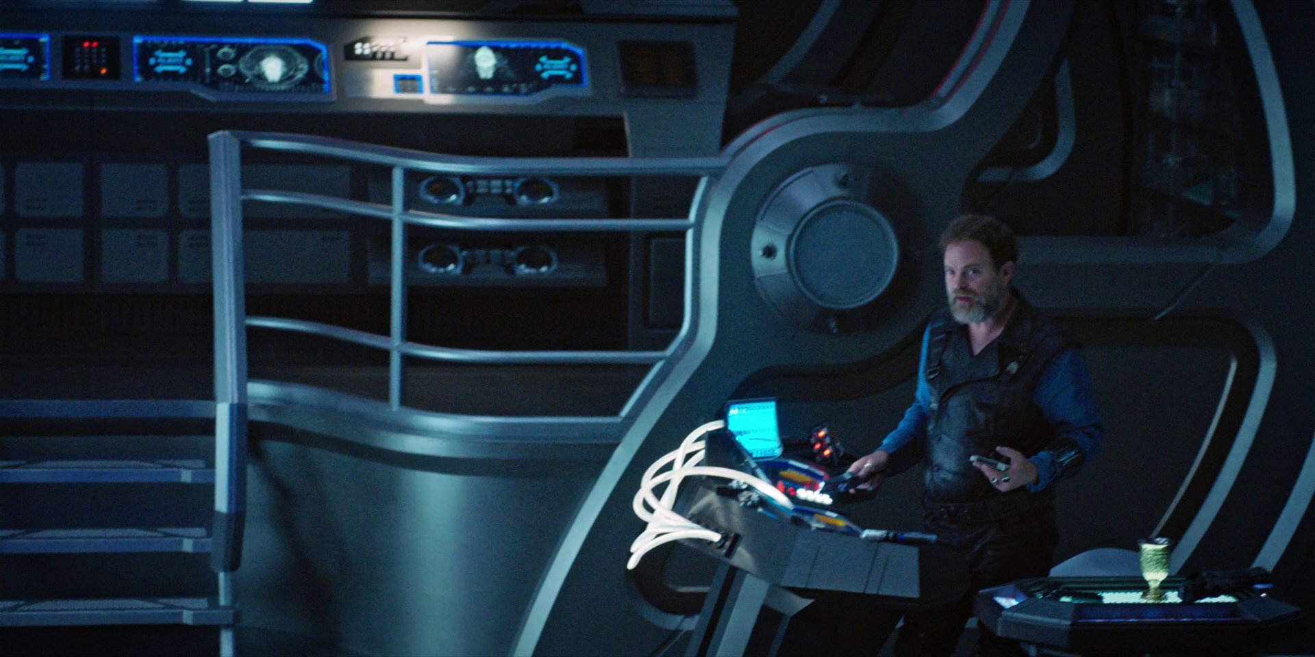 extant_StarTrekDiscovery_1x07-MagicToMakeTheSanestManGoMad_1696.jpg