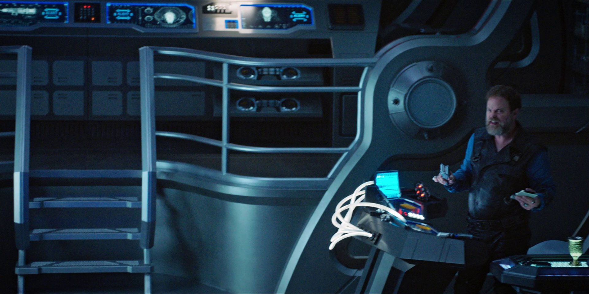 extant_StarTrekDiscovery_1x07-MagicToMakeTheSanestManGoMad_1699.jpg