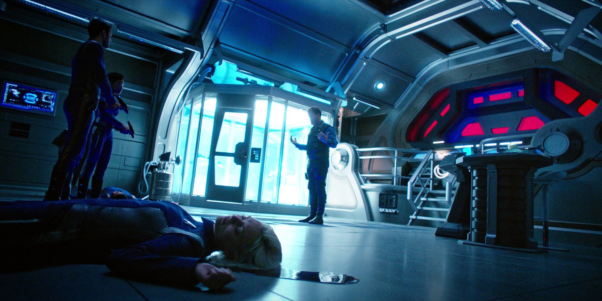 extant_StarTrekDiscovery_1x07-MagicToMakeTheSanestManGoMad_1791.jpg