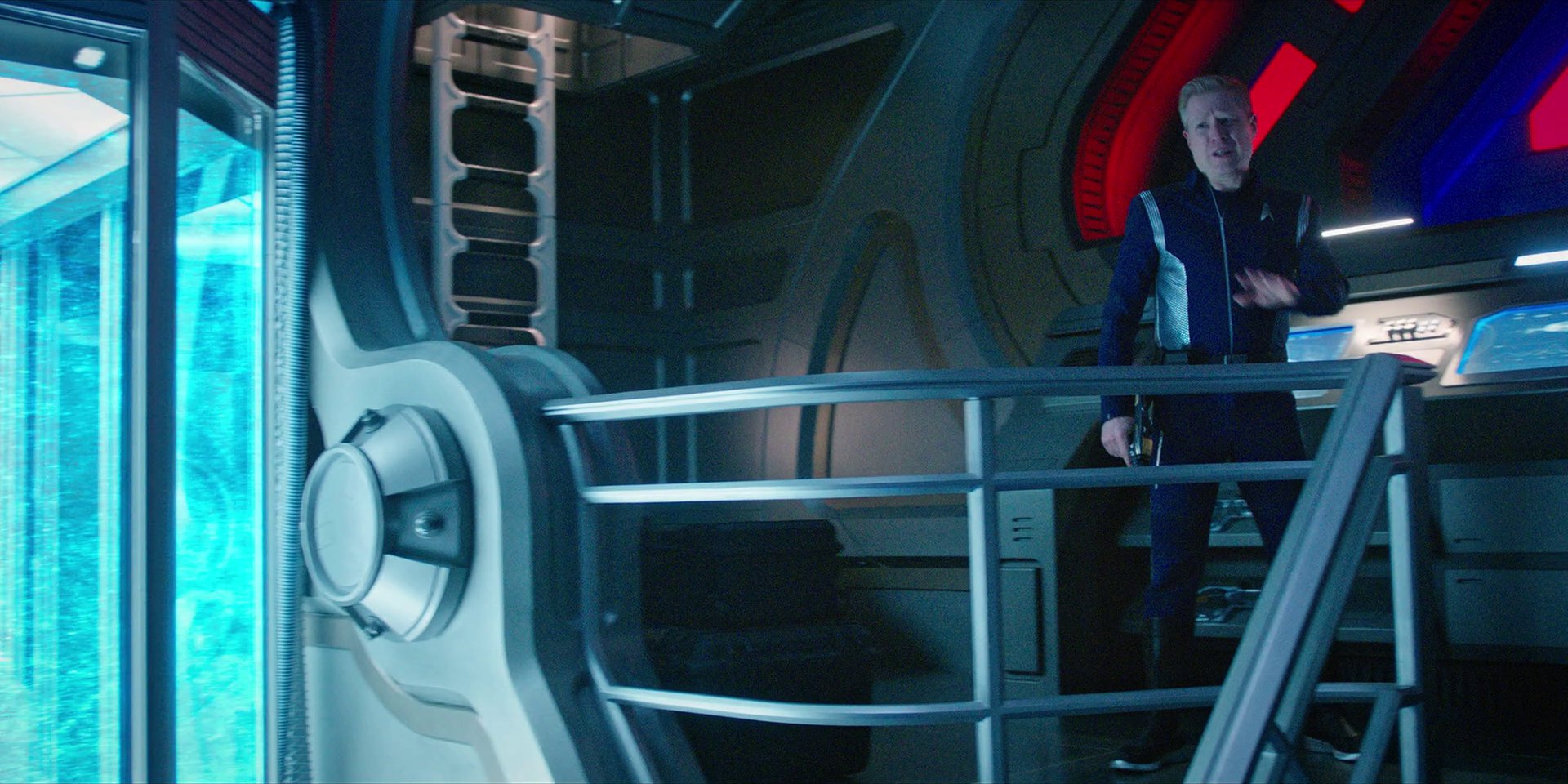 extant_StarTrekDiscovery_1x07-MagicToMakeTheSanestManGoMad_1848.jpg