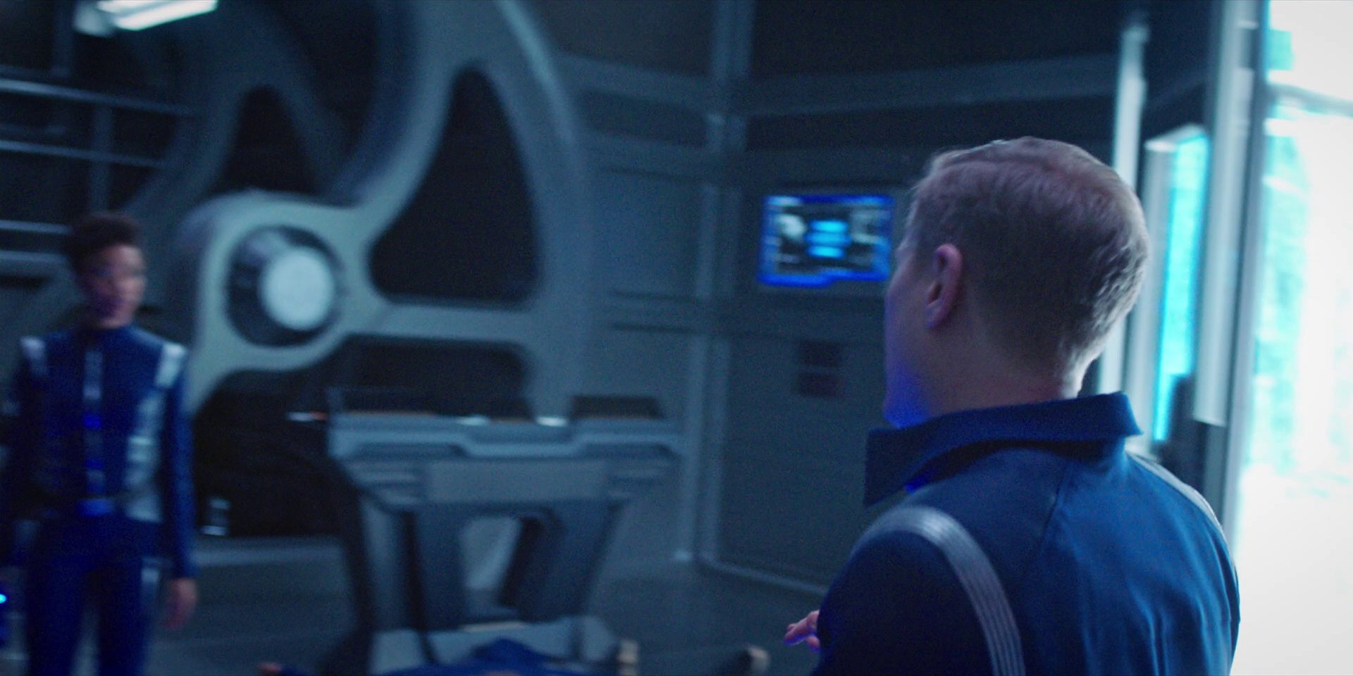 extant_StarTrekDiscovery_1x07-MagicToMakeTheSanestManGoMad_1869.jpg