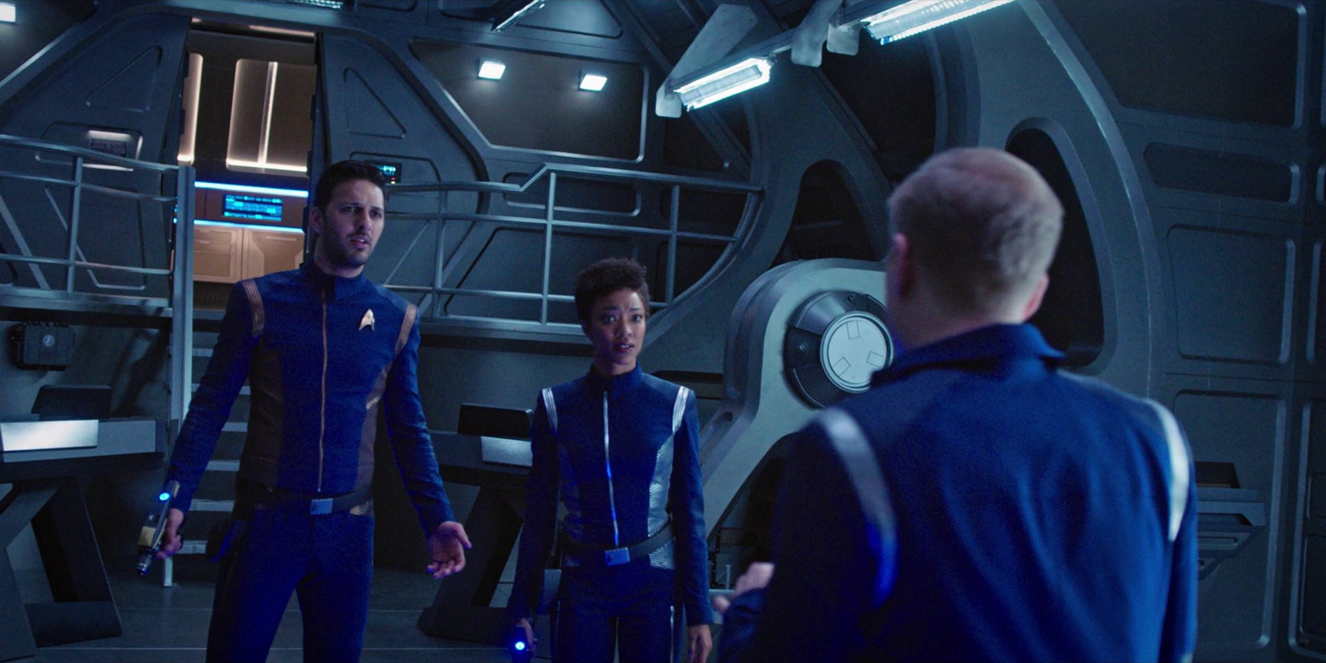extant_StarTrekDiscovery_1x07-MagicToMakeTheSanestManGoMad_1872.jpg