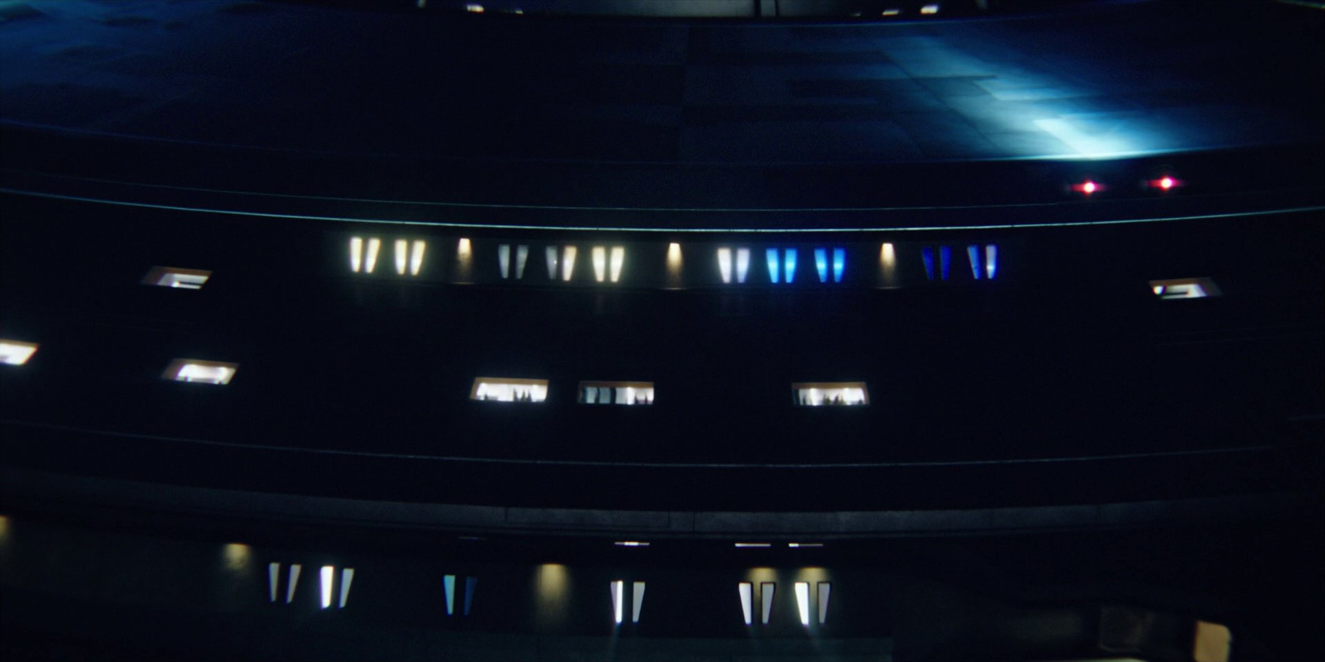 extant_StarTrekDiscovery_1x07-MagicToMakeTheSanestManGoMad_1904.jpg
