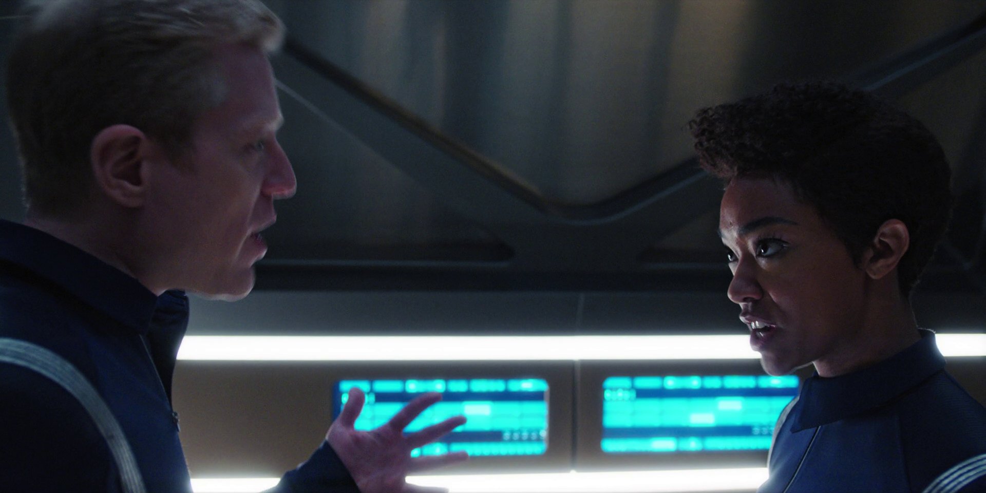 extant_StarTrekDiscovery_1x07-MagicToMakeTheSanestManGoMad_2003.jpg