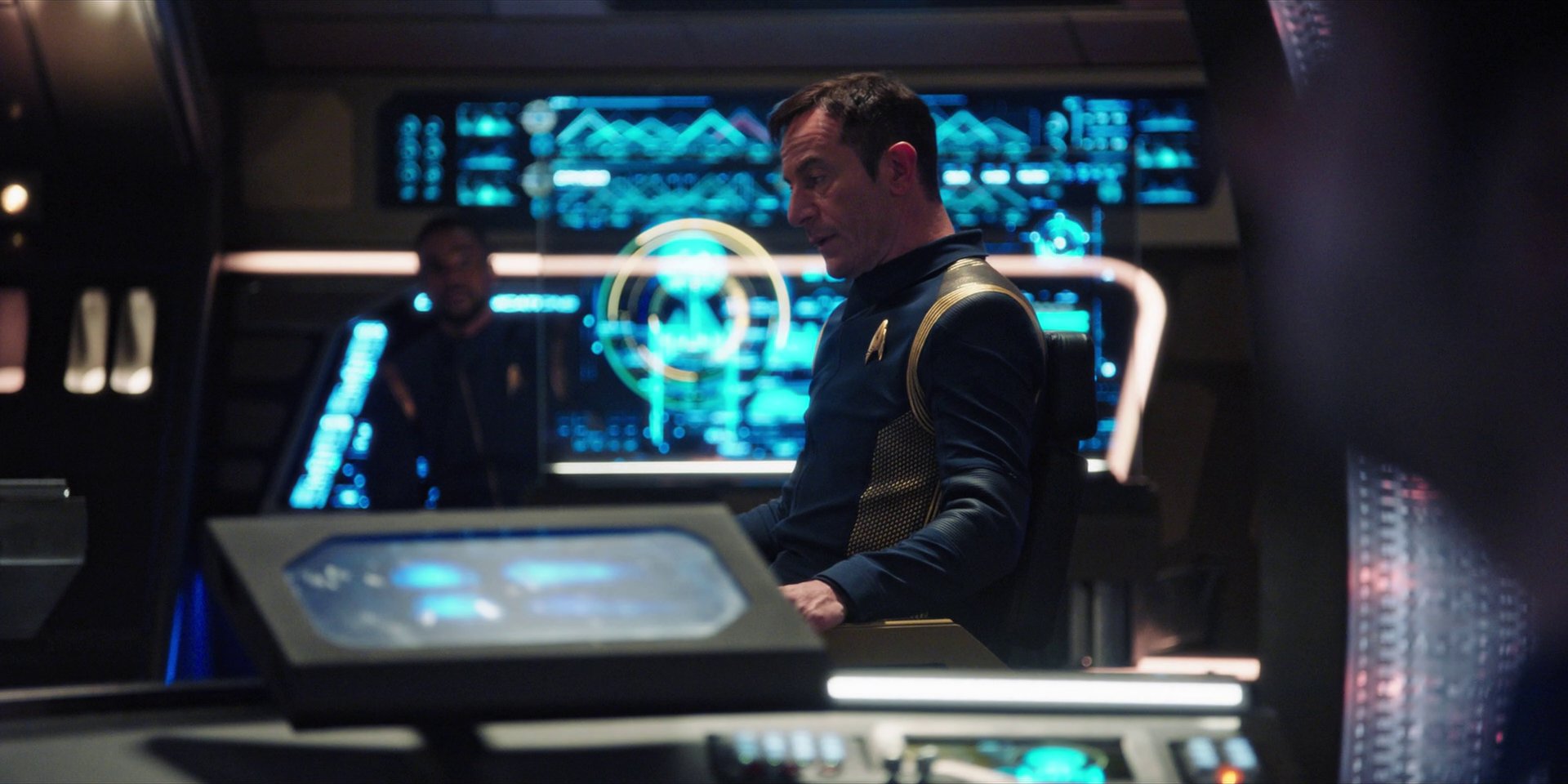 extant_StarTrekDiscovery_1x07-MagicToMakeTheSanestManGoMad_2029.jpg