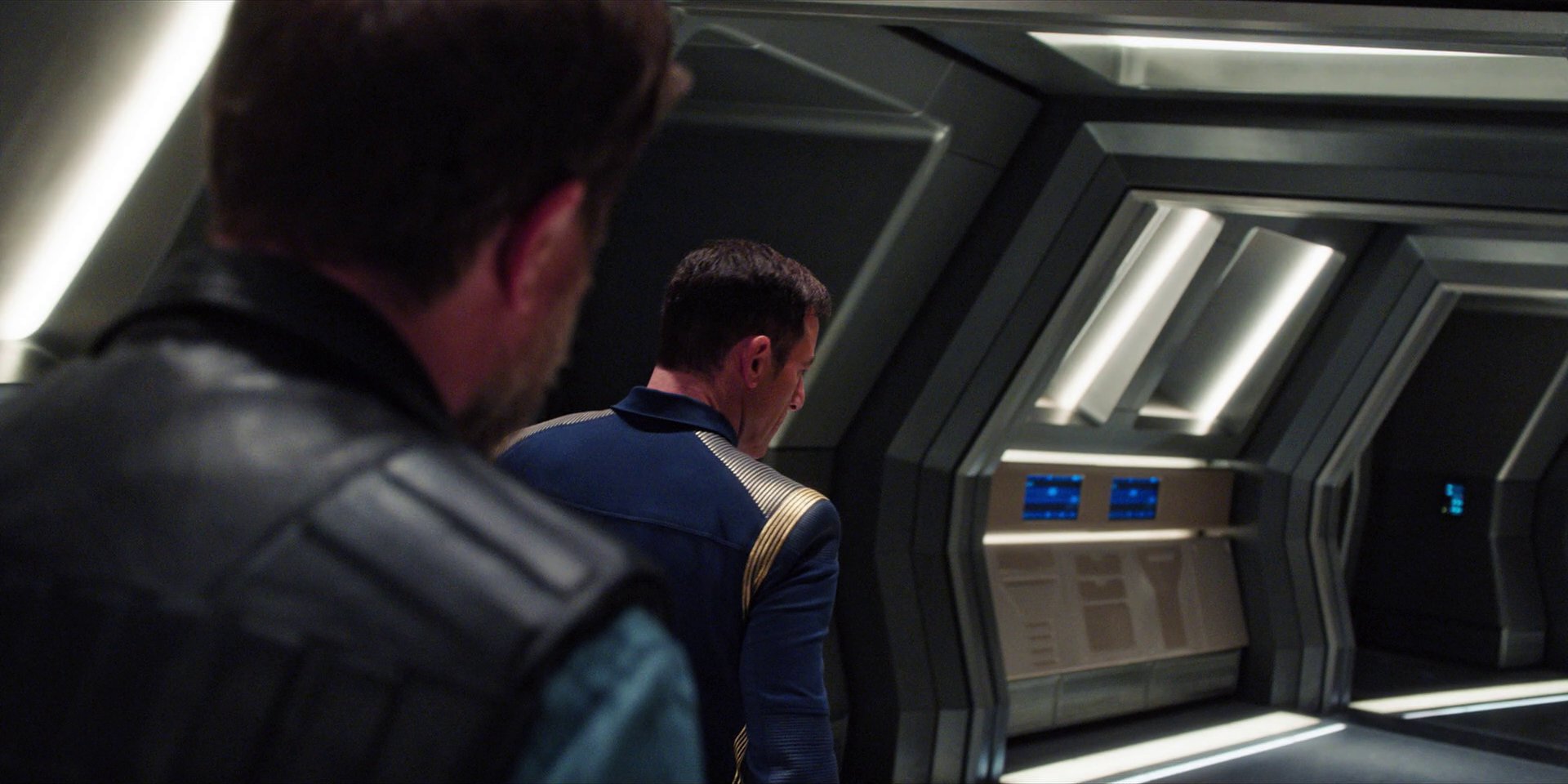 extant_StarTrekDiscovery_1x07-MagicToMakeTheSanestManGoMad_2111.jpg