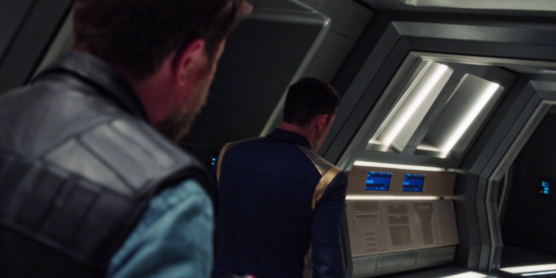 extant_StarTrekDiscovery_1x07-MagicToMakeTheSanestManGoMad_2113.jpg
