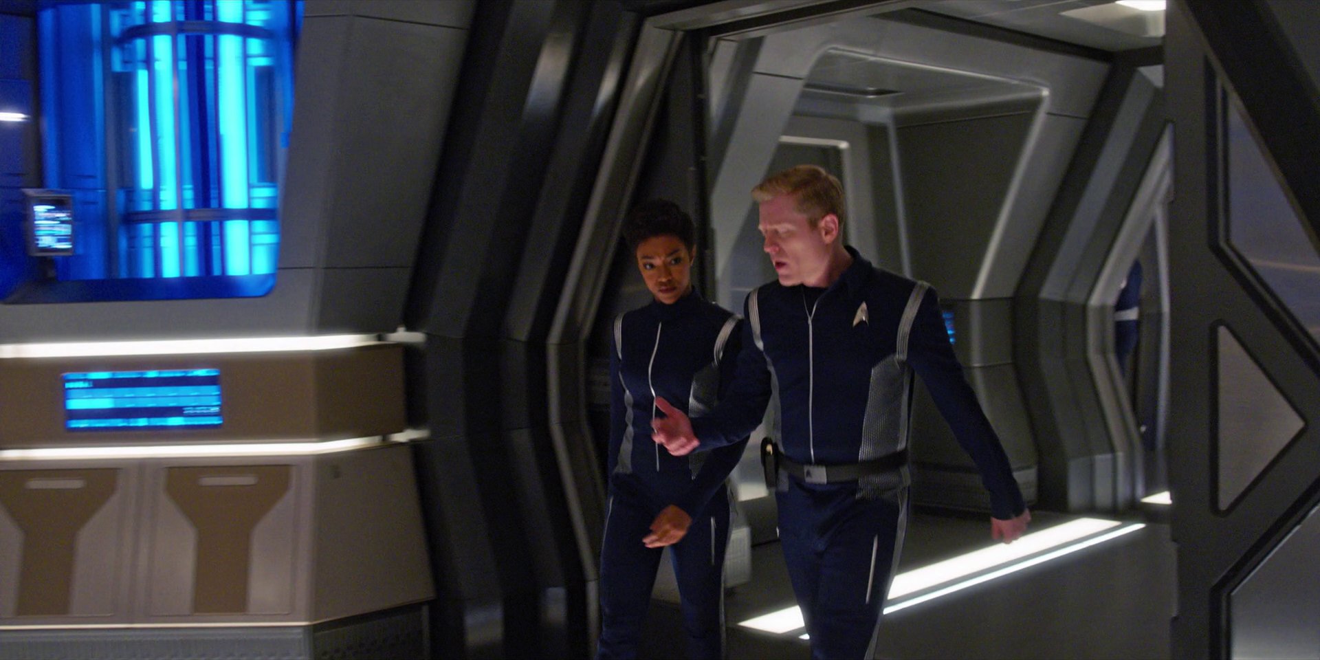 extant_StarTrekDiscovery_1x07-MagicToMakeTheSanestManGoMad_2157.jpg