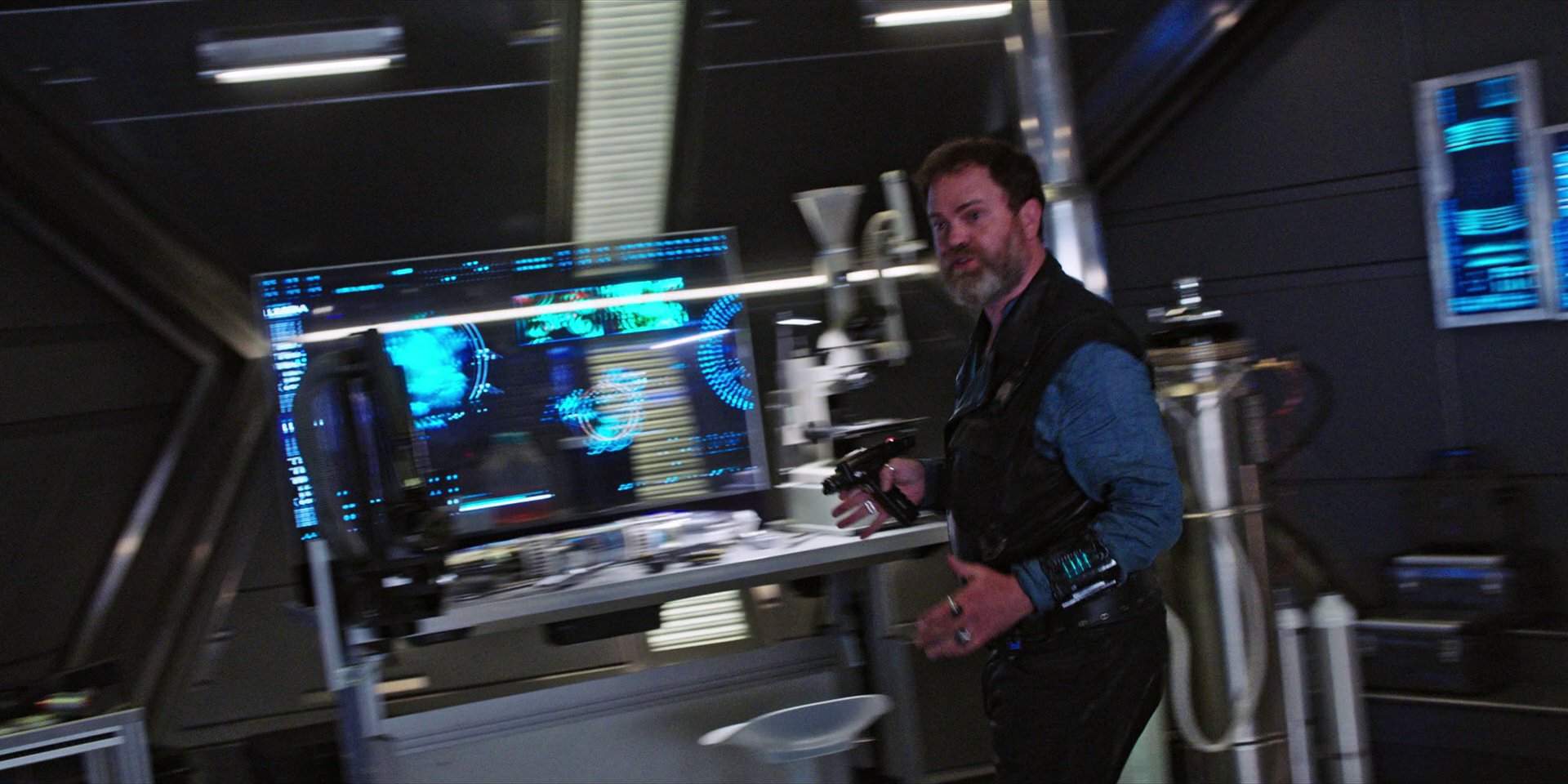 extant_StarTrekDiscovery_1x07-MagicToMakeTheSanestManGoMad_2360.jpg