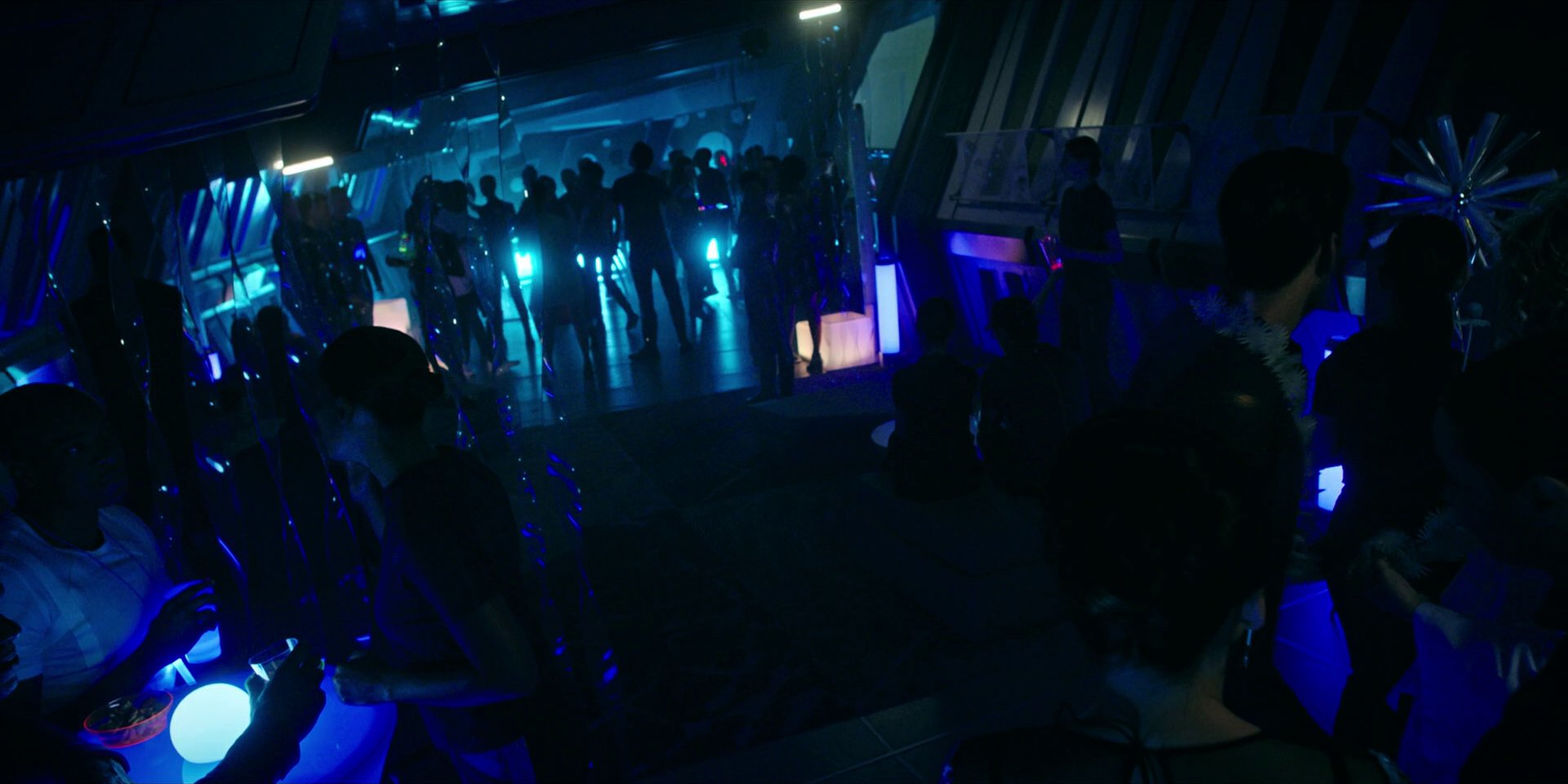 extant_StarTrekDiscovery_1x07-MagicToMakeTheSanestManGoMad_2505.jpg