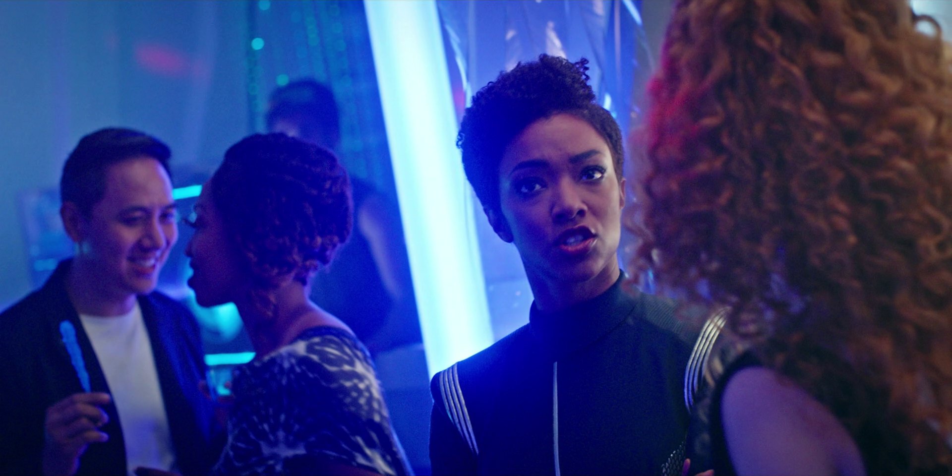 extant_StarTrekDiscovery_1x07-MagicToMakeTheSanestManGoMad_2514.jpg