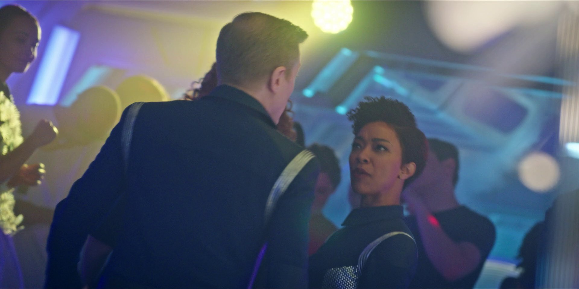 extant_StarTrekDiscovery_1x07-MagicToMakeTheSanestManGoMad_2530.jpg