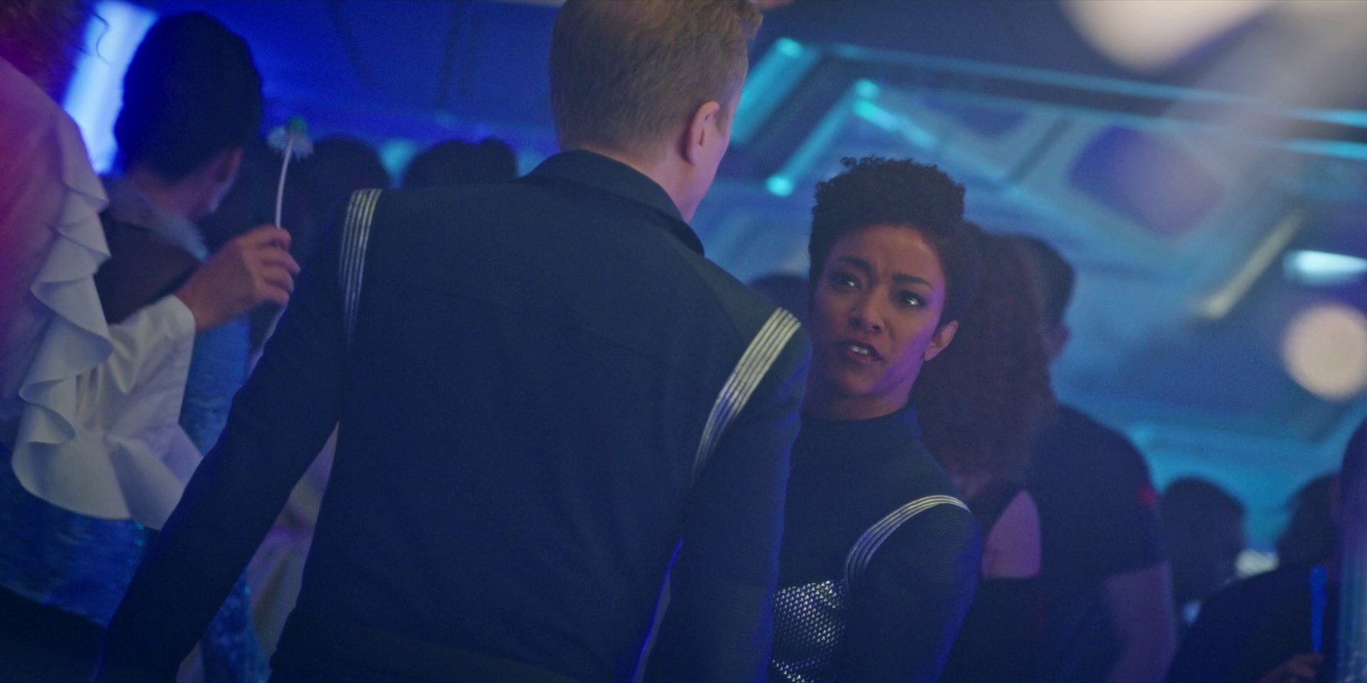 extant_StarTrekDiscovery_1x07-MagicToMakeTheSanestManGoMad_2532.jpg