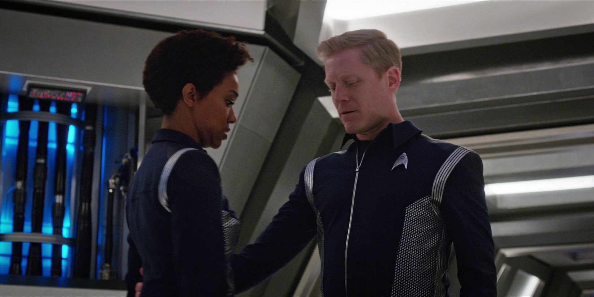 extant_StarTrekDiscovery_1x07-MagicToMakeTheSanestManGoMad_2718.jpg