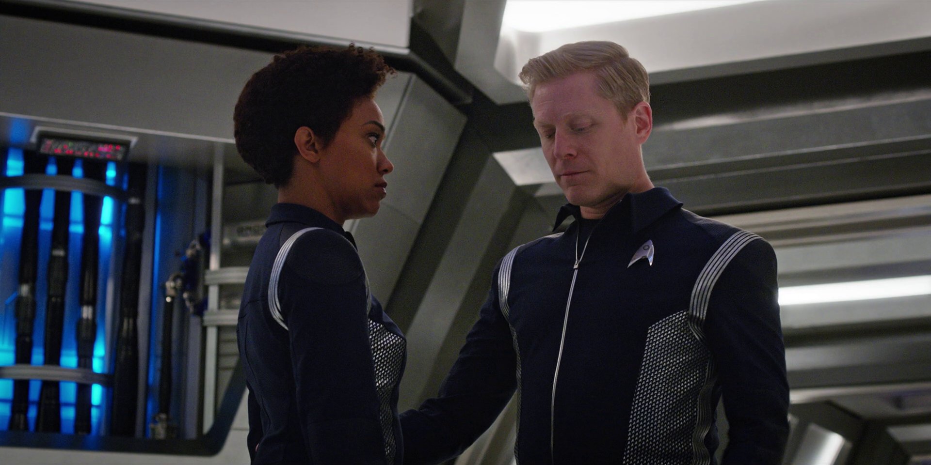 extant_StarTrekDiscovery_1x07-MagicToMakeTheSanestManGoMad_2719.jpg