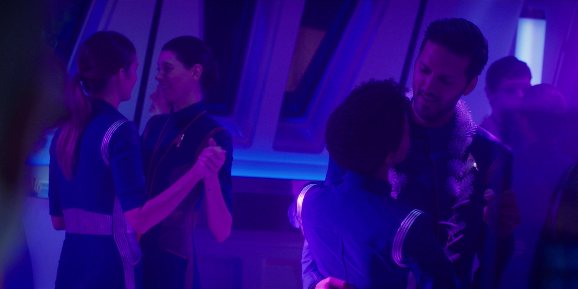 extant_StarTrekDiscovery_1x07-MagicToMakeTheSanestManGoMad_2985.jpg