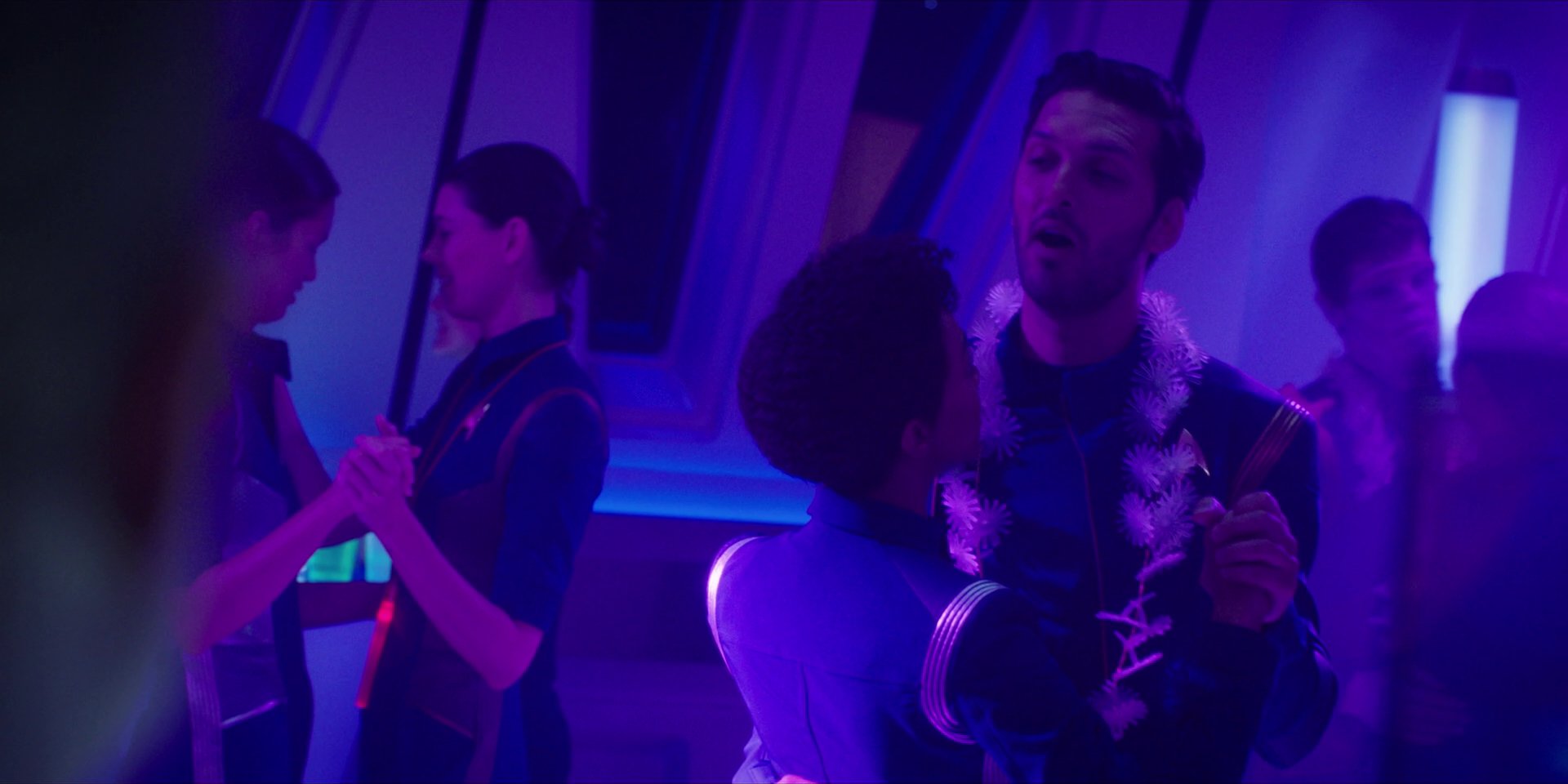 extant_StarTrekDiscovery_1x07-MagicToMakeTheSanestManGoMad_2988.jpg