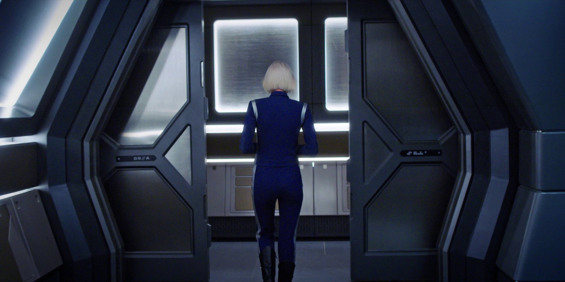extant_StarTrekDiscovery_1x07-MagicToMakeTheSanestManGoMad_3256.jpg