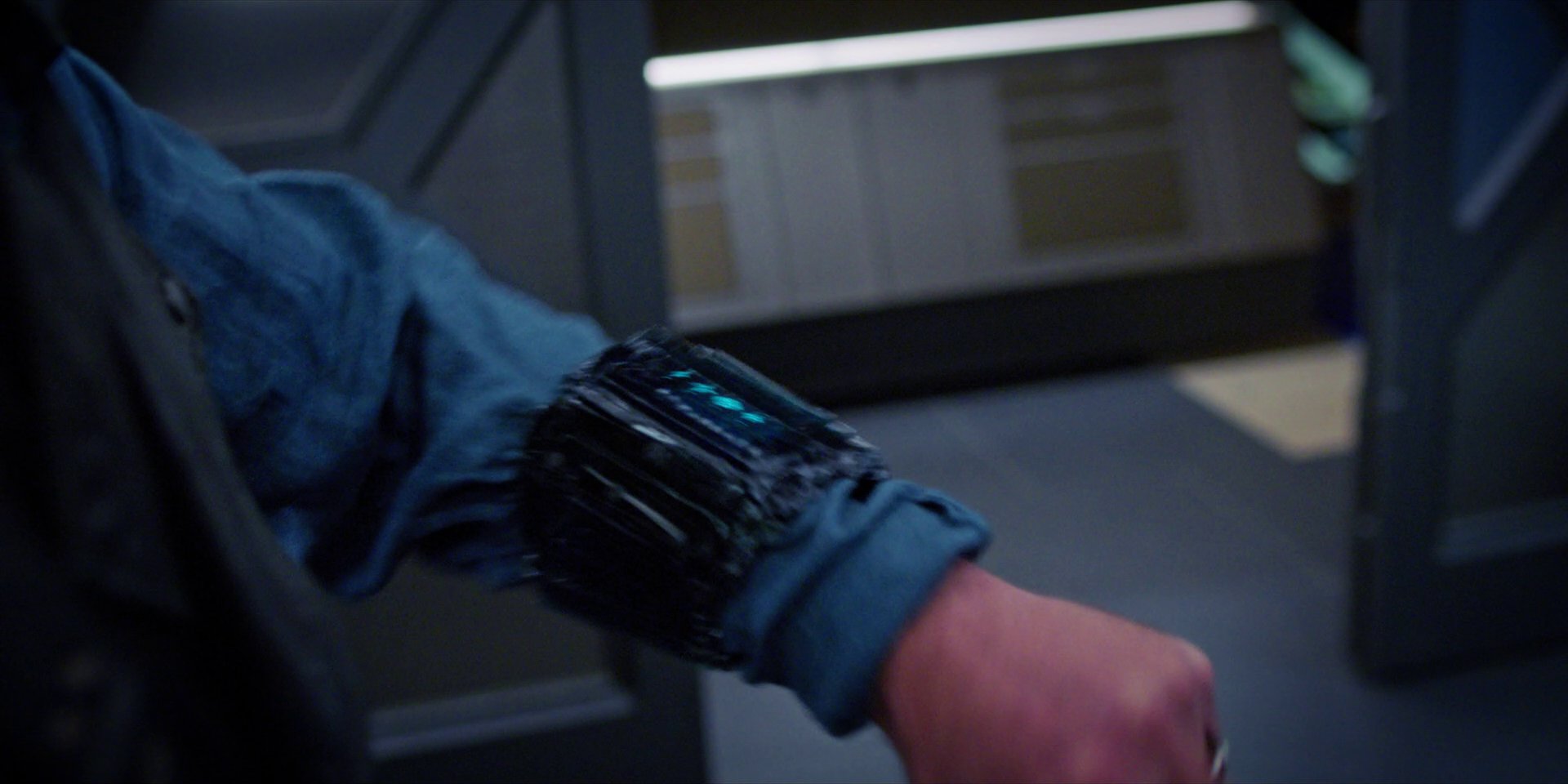 extant_StarTrekDiscovery_1x07-MagicToMakeTheSanestManGoMad_3288.jpg