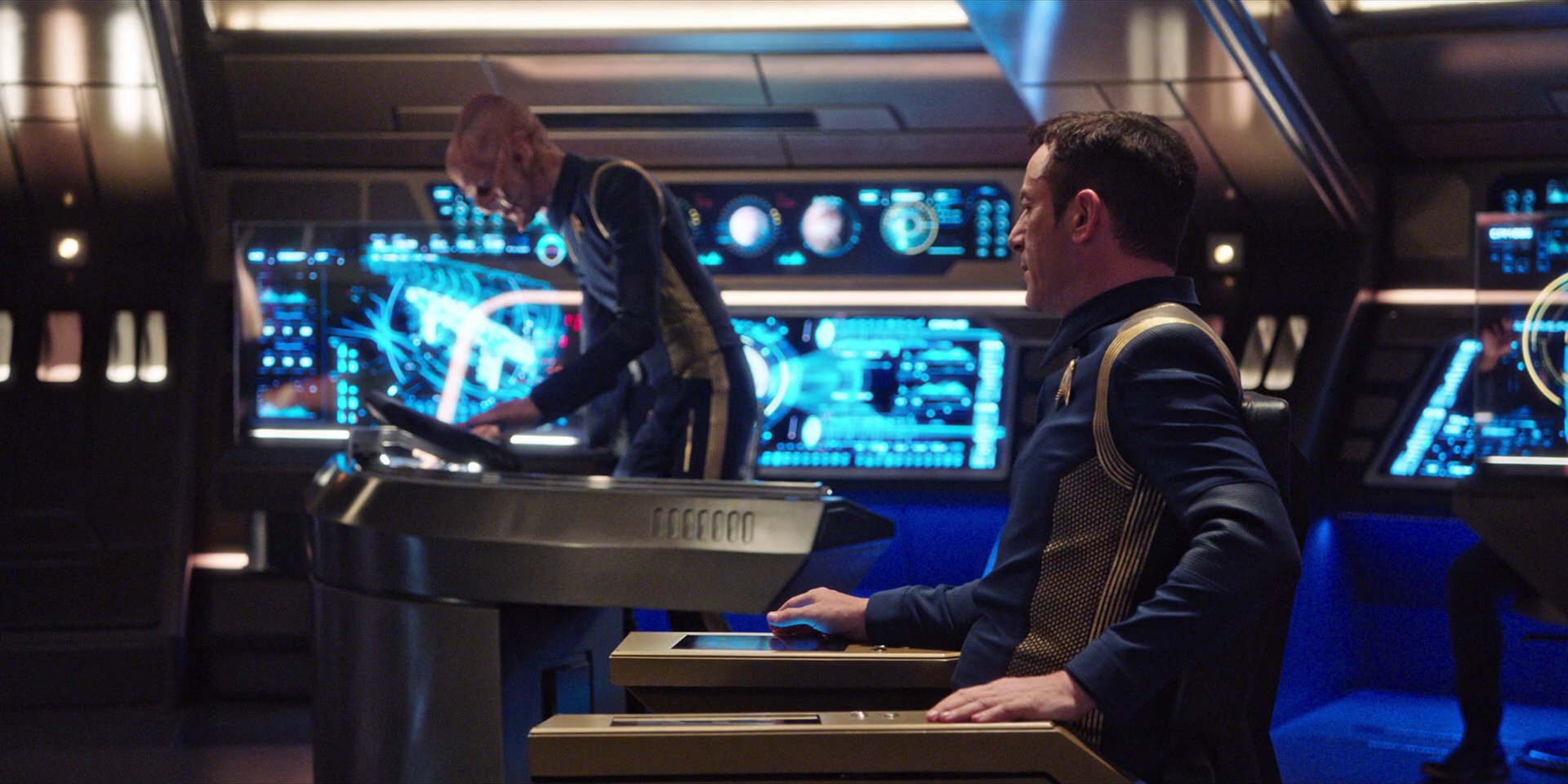 extant_StarTrekDiscovery_1x07-MagicToMakeTheSanestManGoMad_3341.jpg