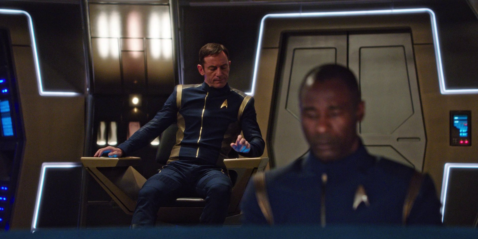 extant_StarTrekDiscovery_1x07-MagicToMakeTheSanestManGoMad_3350.jpg