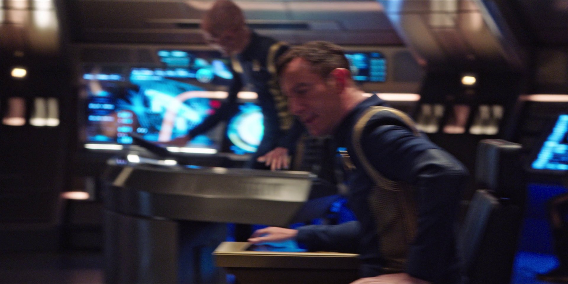extant_StarTrekDiscovery_1x07-MagicToMakeTheSanestManGoMad_3355.jpg