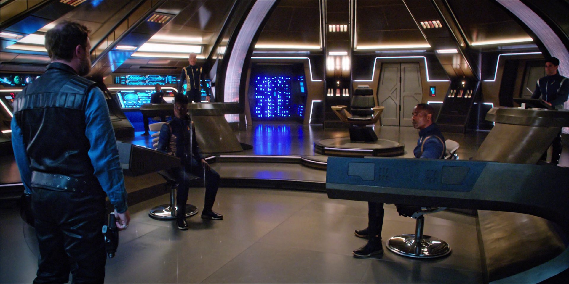 extant_StarTrekDiscovery_1x07-MagicToMakeTheSanestManGoMad_3397.jpg
