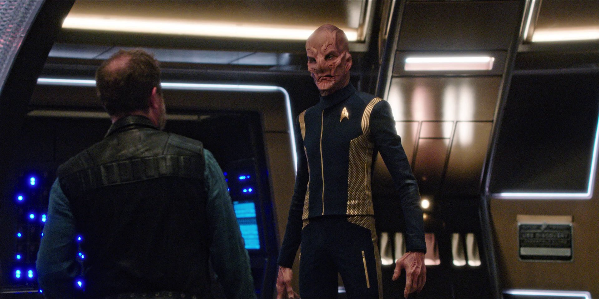 extant_StarTrekDiscovery_1x07-MagicToMakeTheSanestManGoMad_3422.jpg