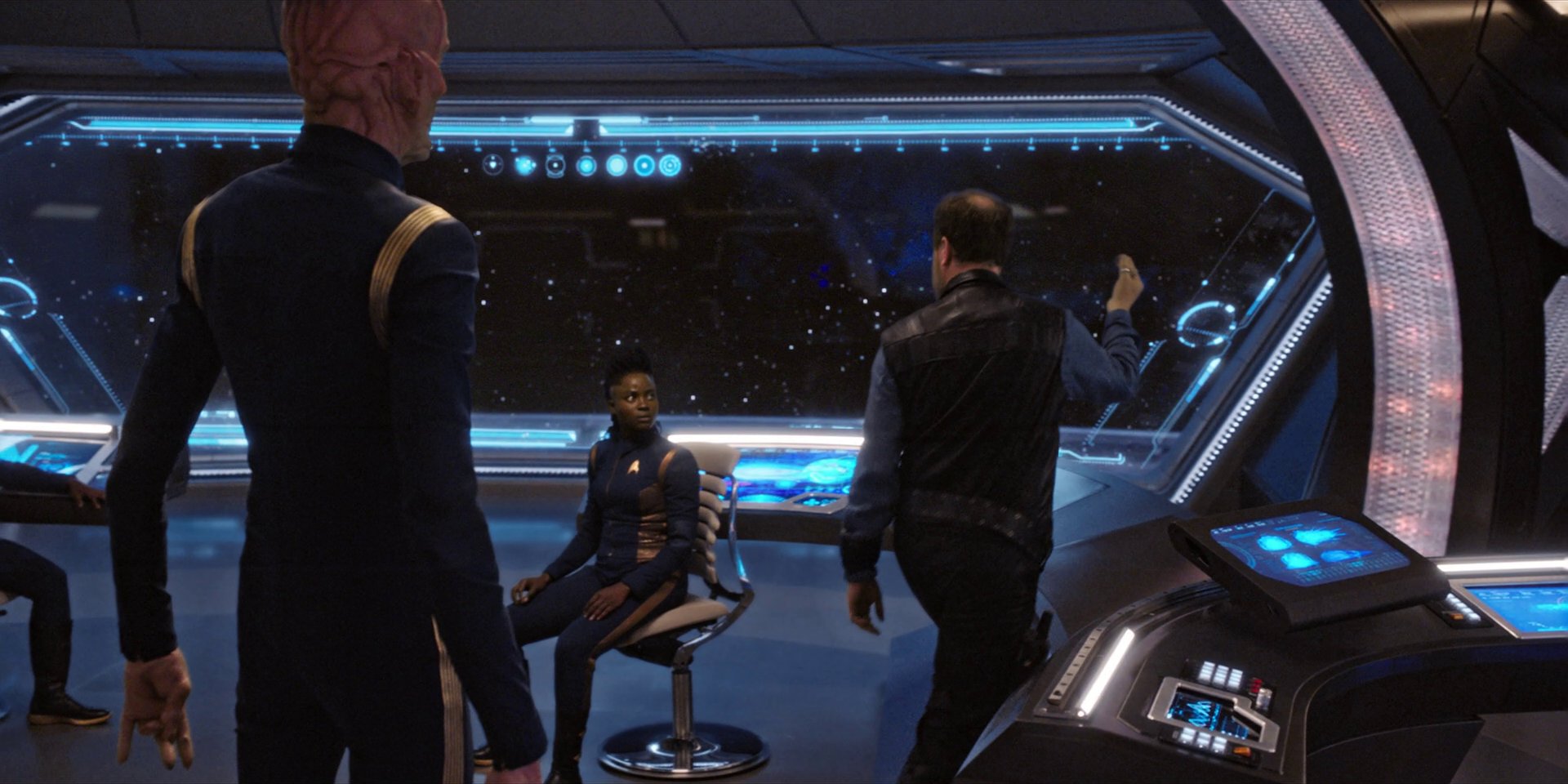 extant_StarTrekDiscovery_1x07-MagicToMakeTheSanestManGoMad_3429.jpg
