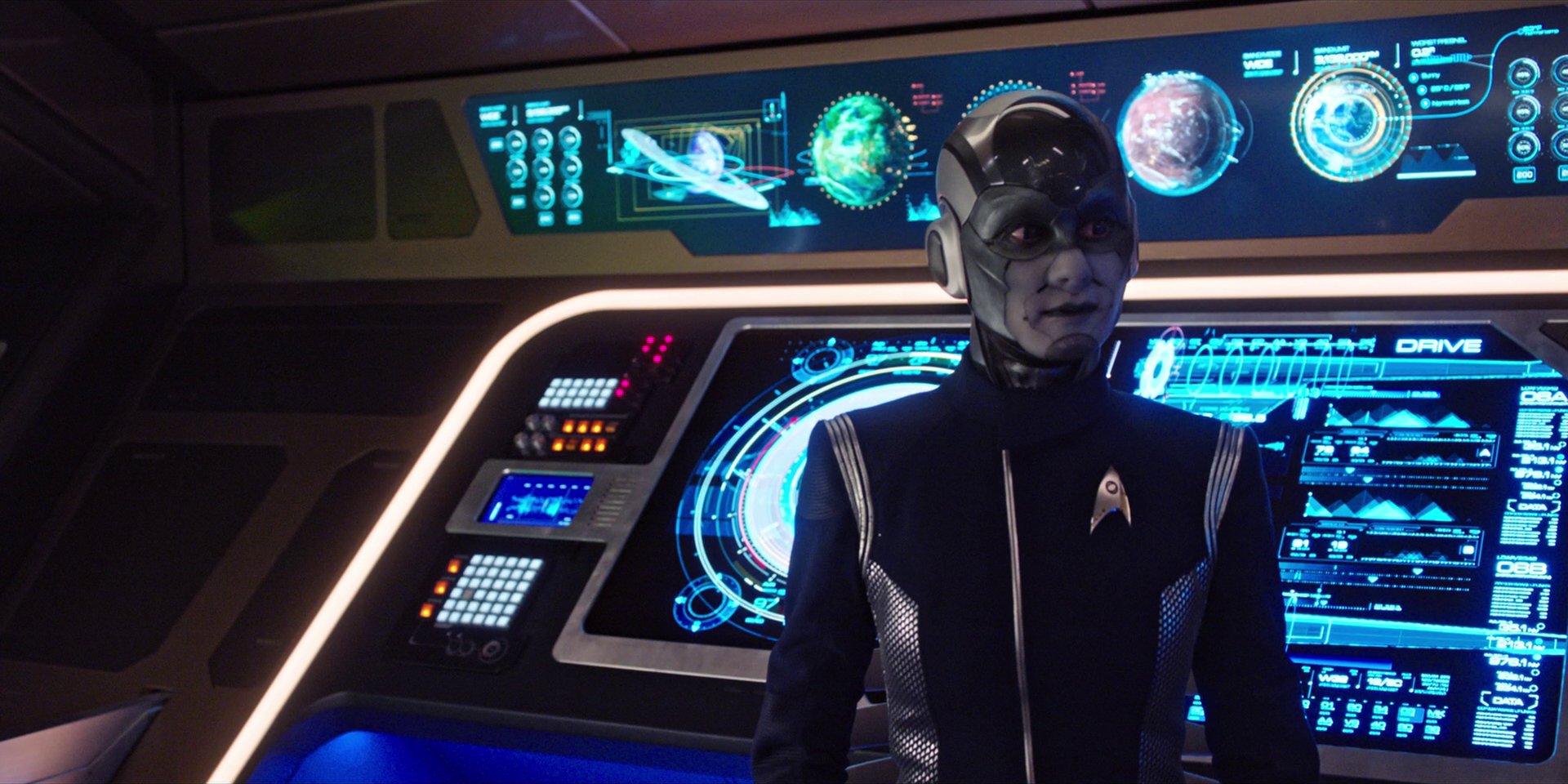 extant_StarTrekDiscovery_1x07-MagicToMakeTheSanestManGoMad_3455.jpg