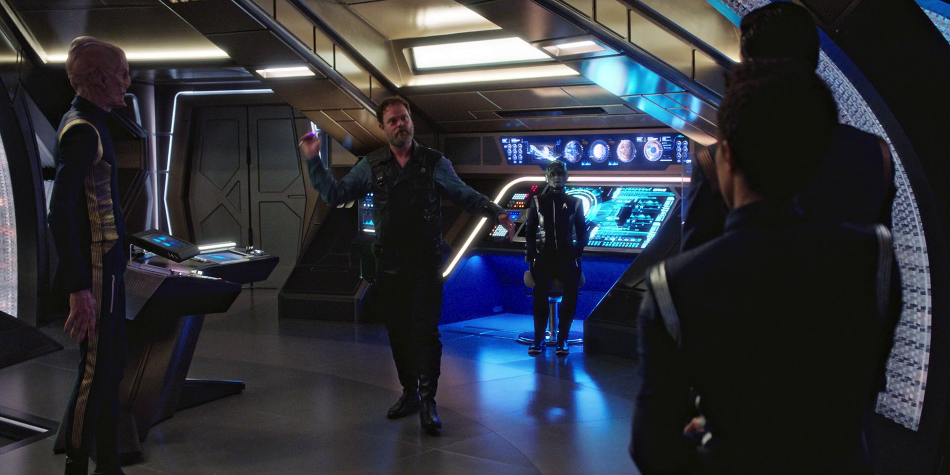 extant_StarTrekDiscovery_1x07-MagicToMakeTheSanestManGoMad_3509.jpg