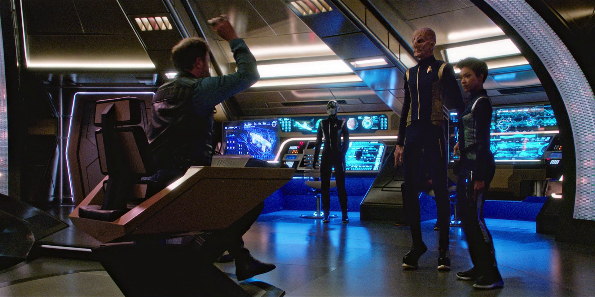 extant_StarTrekDiscovery_1x07-MagicToMakeTheSanestManGoMad_3605.jpg