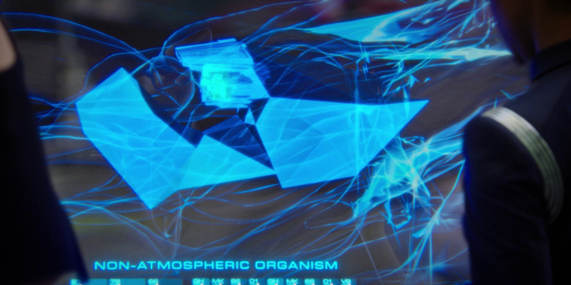 extant_StarTrekDiscovery_1x07-MagicToMakeTheSanestManGoMad_3755.jpg