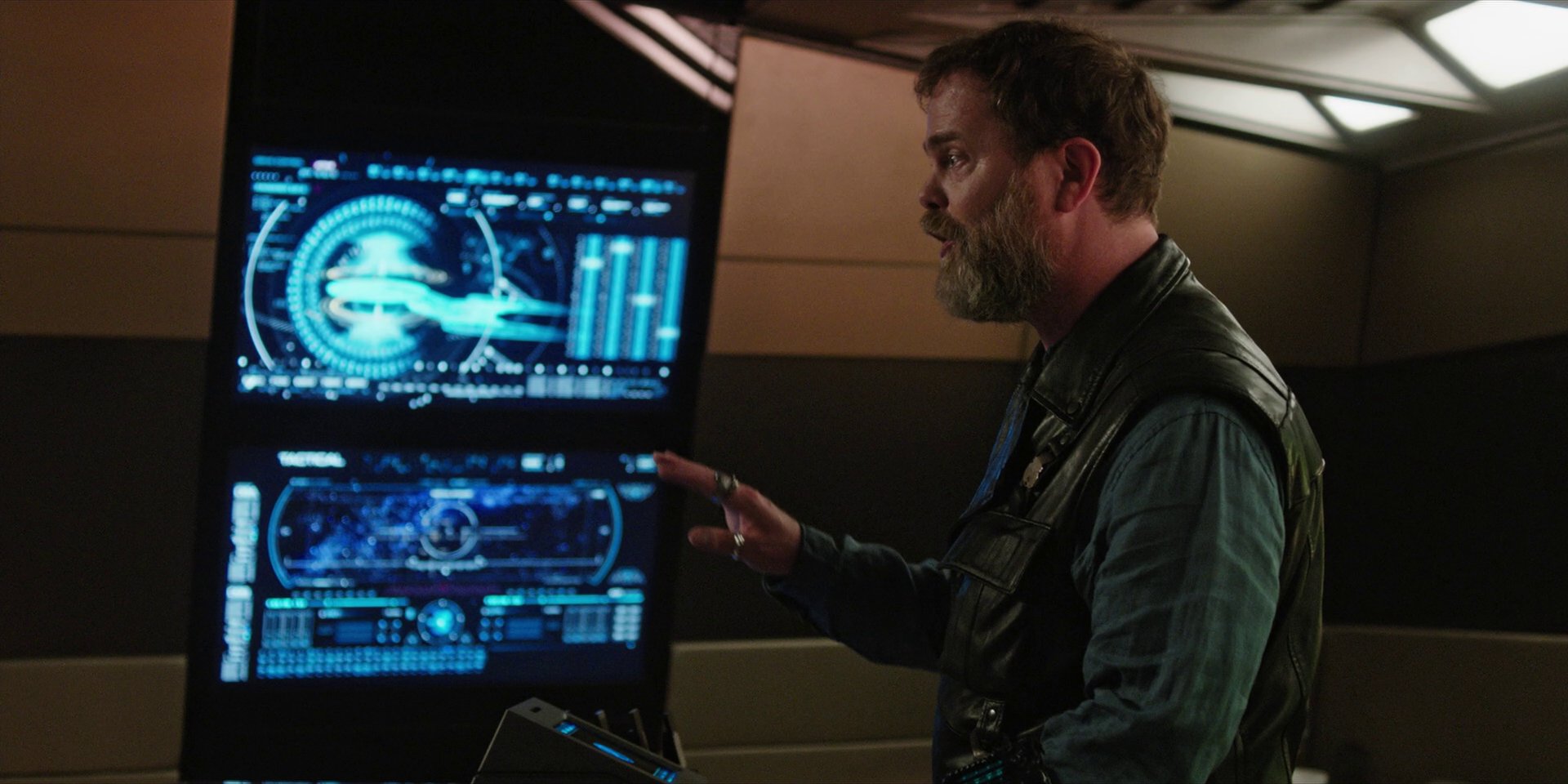 extant_StarTrekDiscovery_1x07-MagicToMakeTheSanestManGoMad_3852.jpg