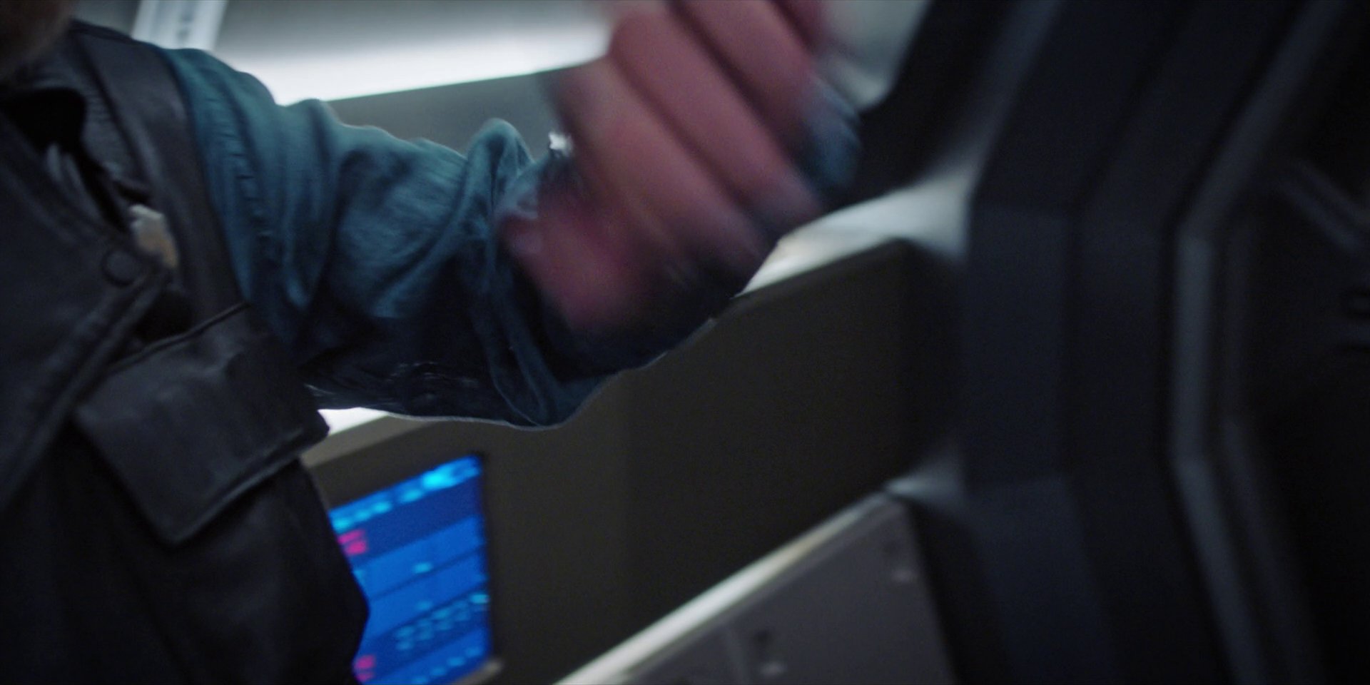 extant_StarTrekDiscovery_1x07-MagicToMakeTheSanestManGoMad_4123.jpg