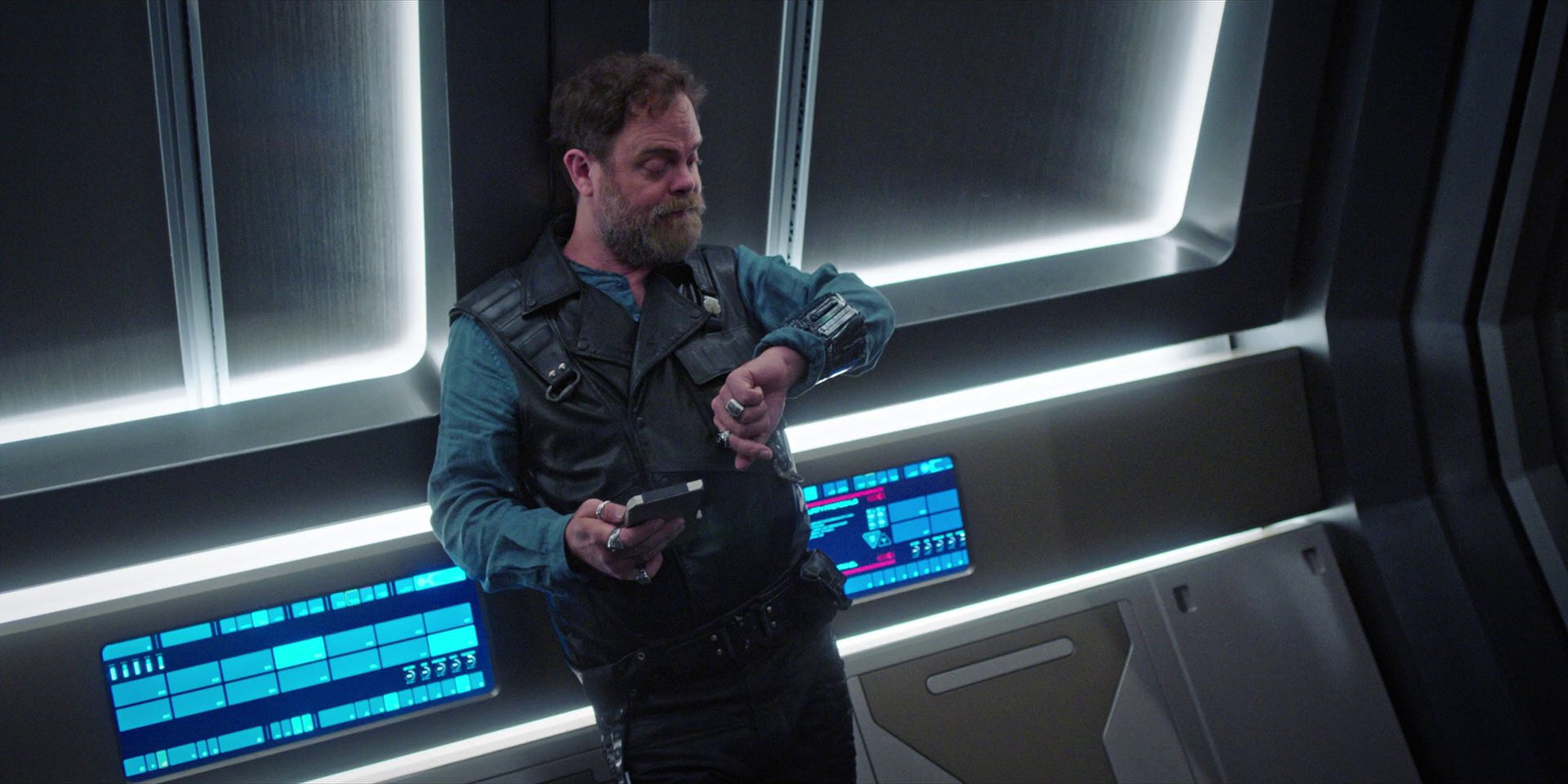 extant_StarTrekDiscovery_1x07-MagicToMakeTheSanestManGoMad_4126.jpg