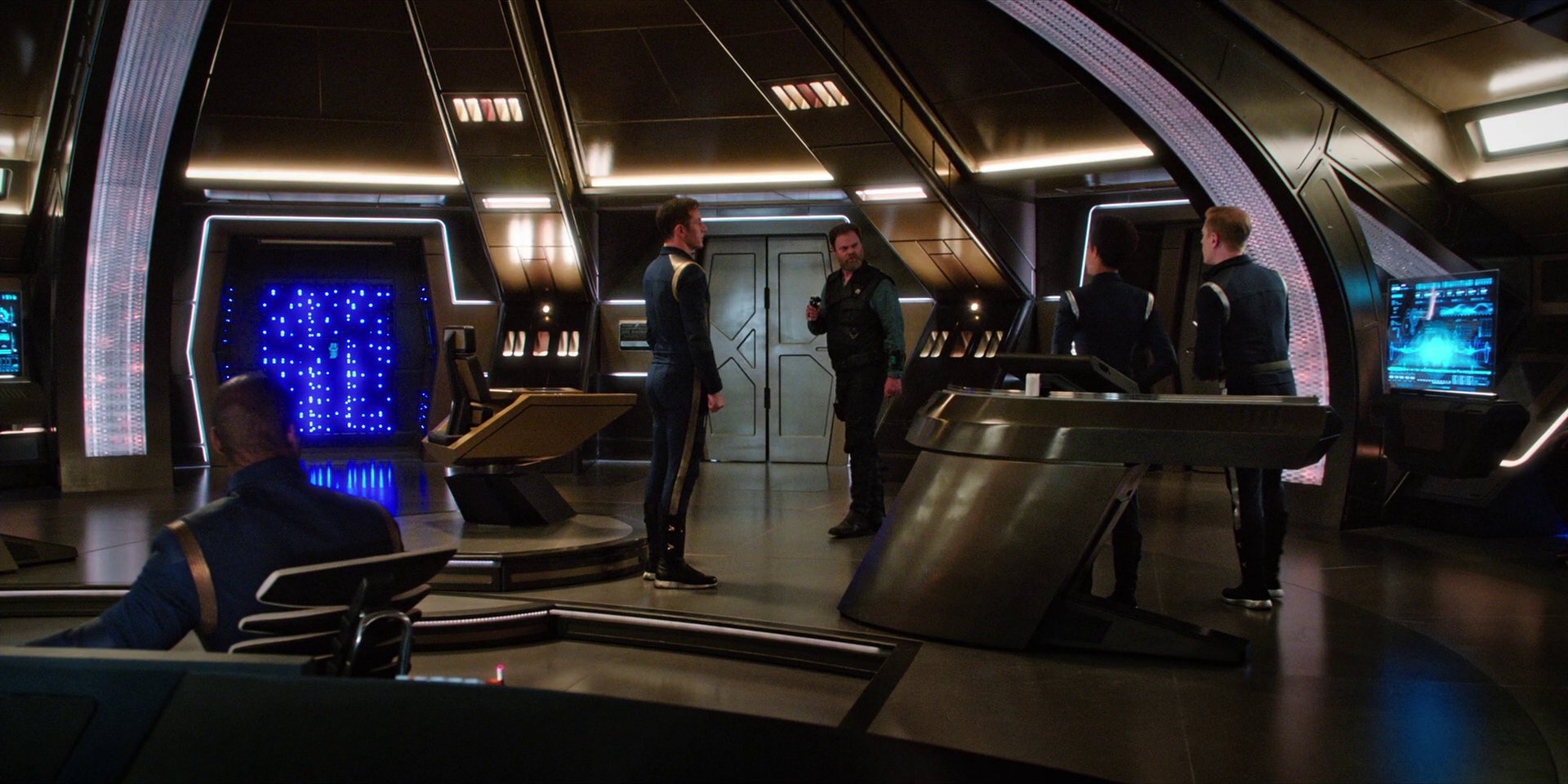 extant_StarTrekDiscovery_1x07-MagicToMakeTheSanestManGoMad_4198.jpg