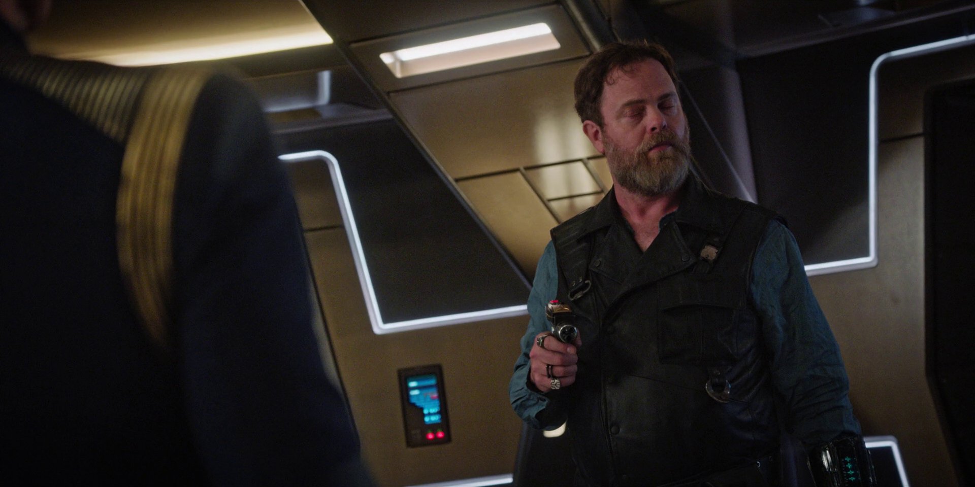 extant_StarTrekDiscovery_1x07-MagicToMakeTheSanestManGoMad_4213.jpg