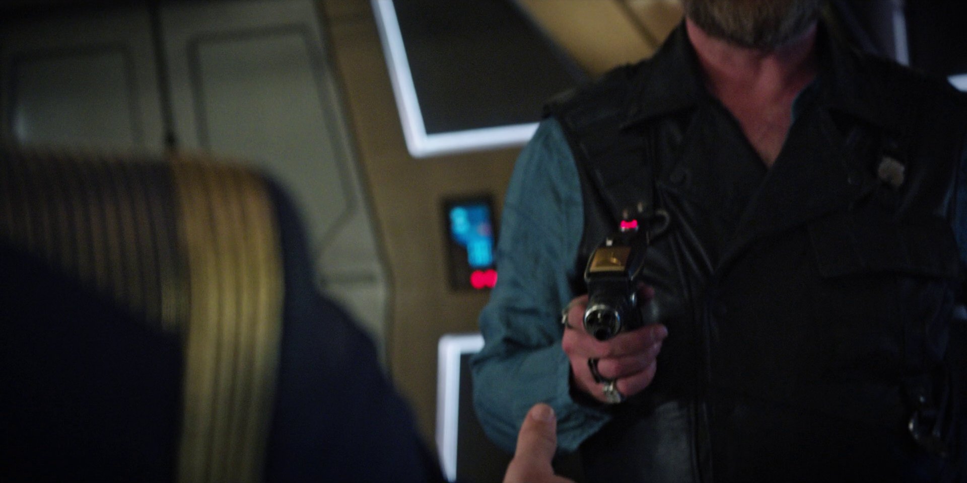 extant_StarTrekDiscovery_1x07-MagicToMakeTheSanestManGoMad_4309.jpg