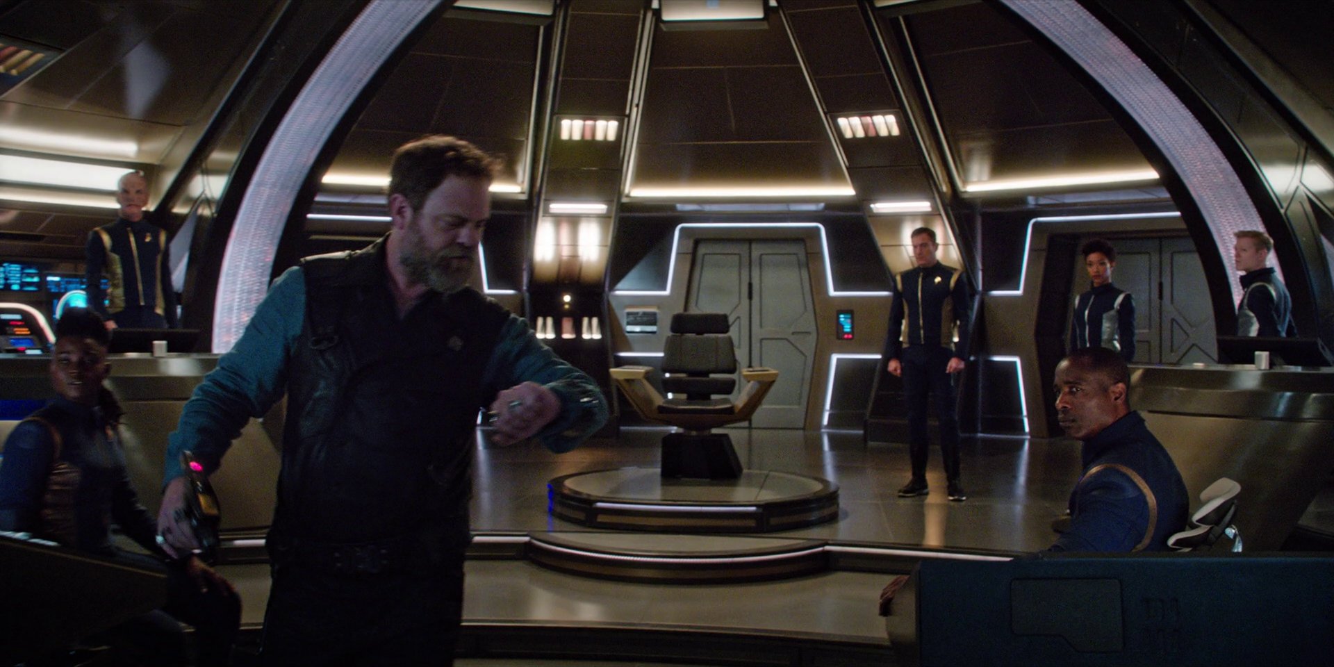 extant_StarTrekDiscovery_1x07-MagicToMakeTheSanestManGoMad_4372.jpg