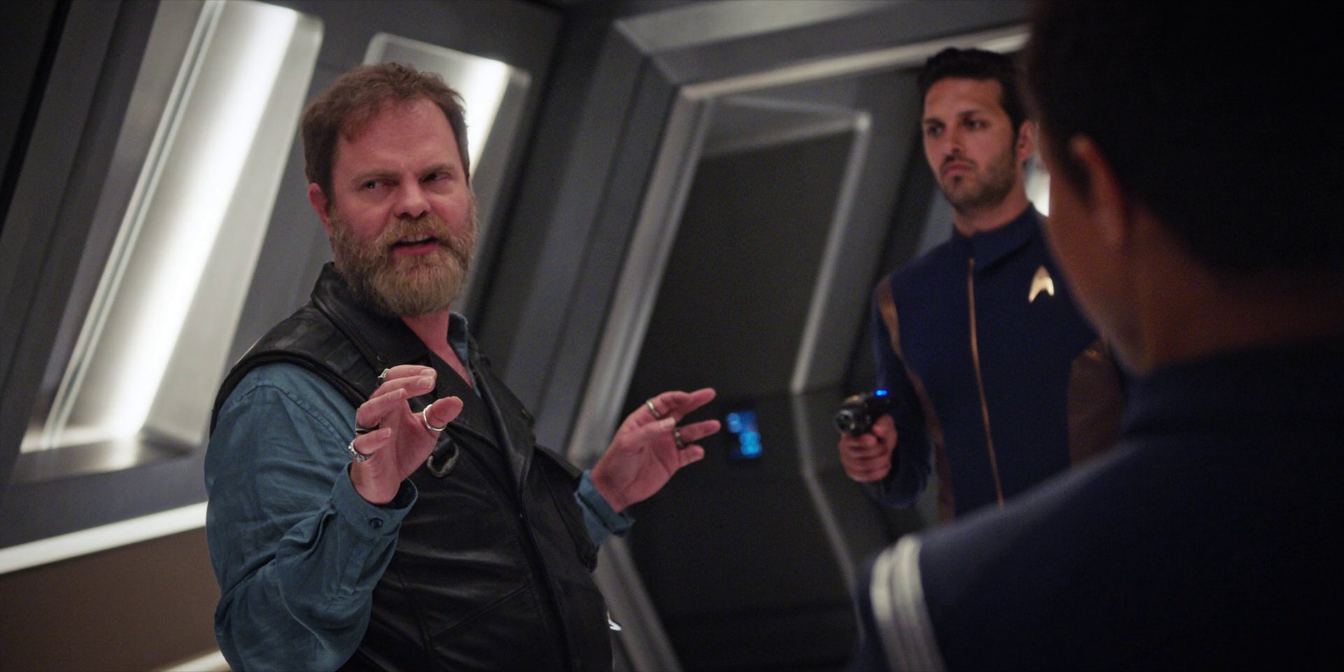 extant_StarTrekDiscovery_1x07-MagicToMakeTheSanestManGoMad_4553.jpg