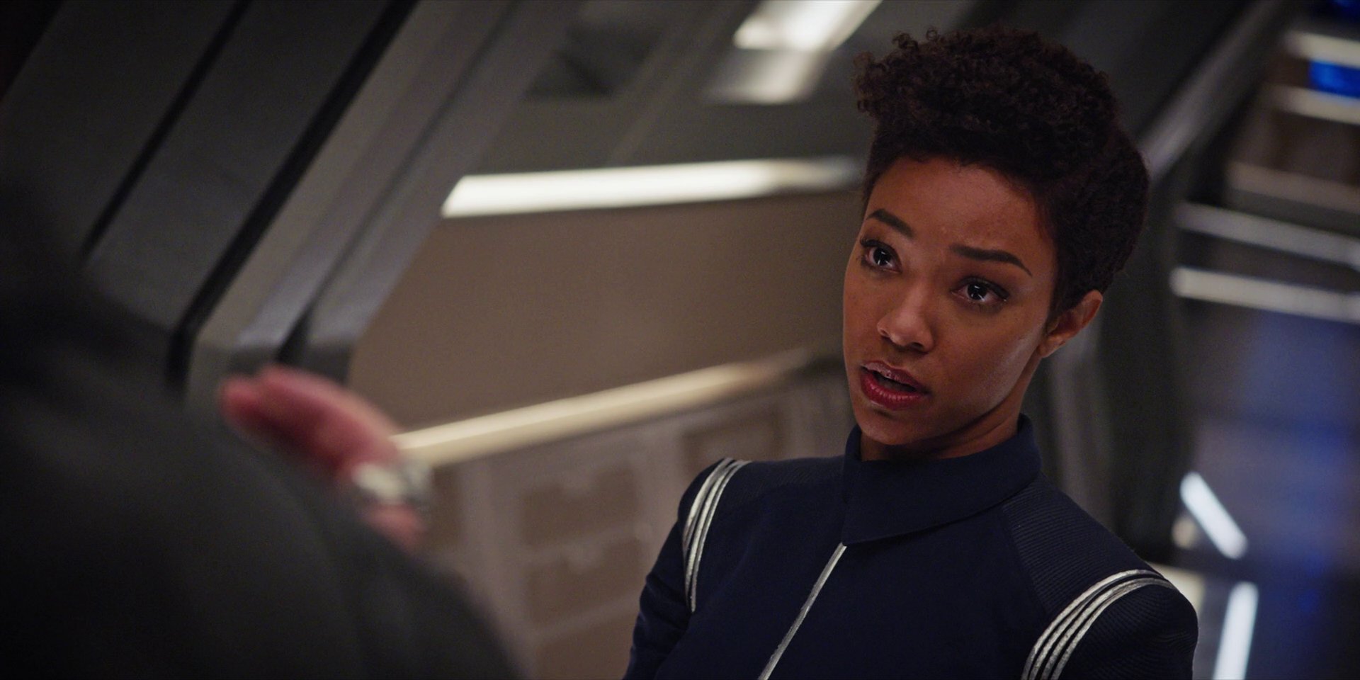 extant_StarTrekDiscovery_1x07-MagicToMakeTheSanestManGoMad_4591.jpg