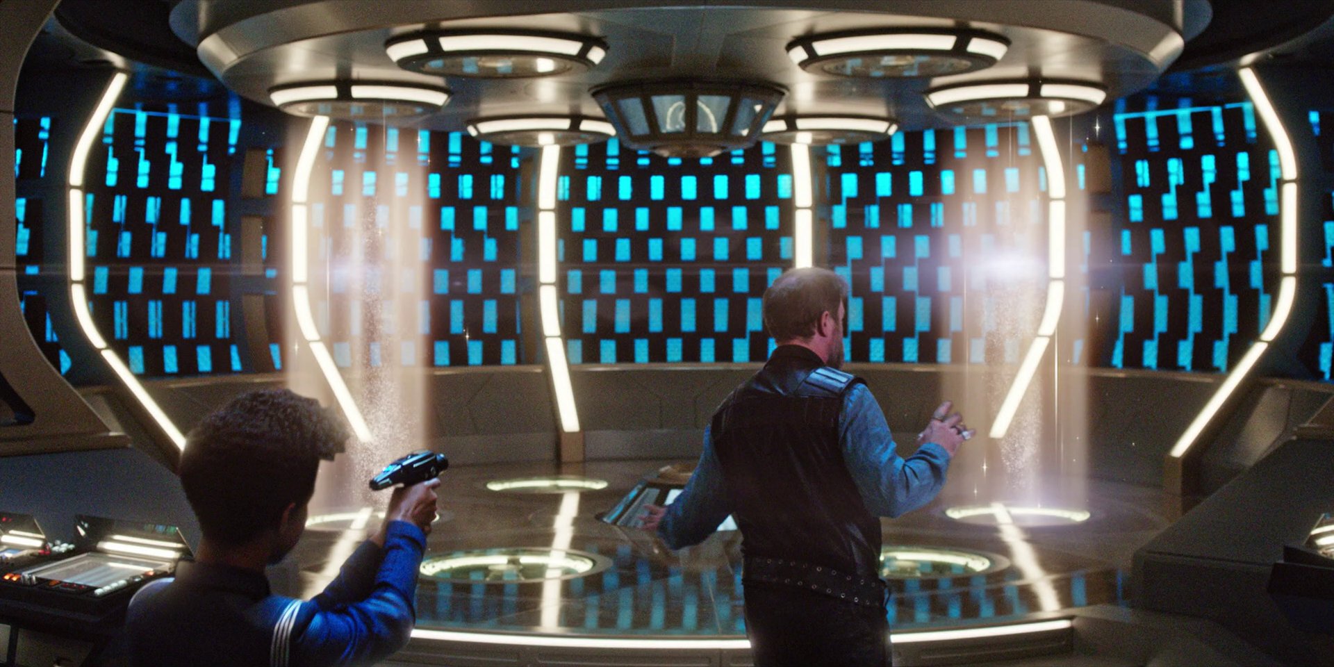 extant_StarTrekDiscovery_1x07-MagicToMakeTheSanestManGoMad_4622.jpg