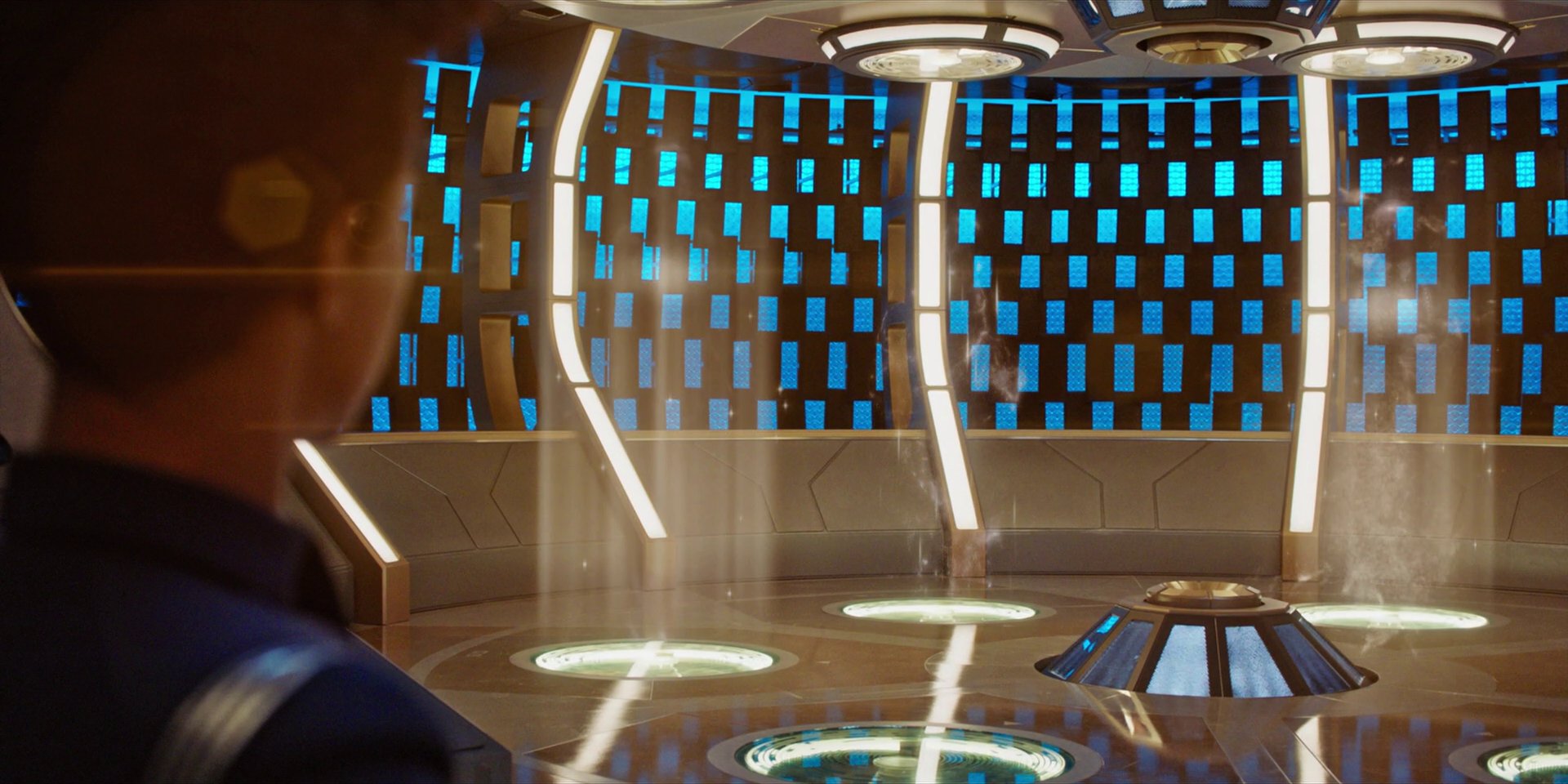 extant_StarTrekDiscovery_1x07-MagicToMakeTheSanestManGoMad_4819.jpg