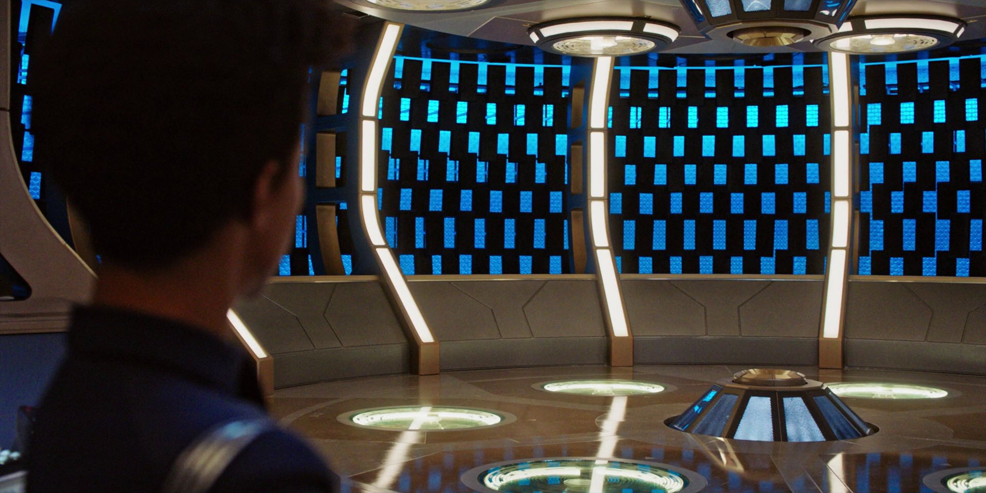 extant_StarTrekDiscovery_1x07-MagicToMakeTheSanestManGoMad_4820.jpg