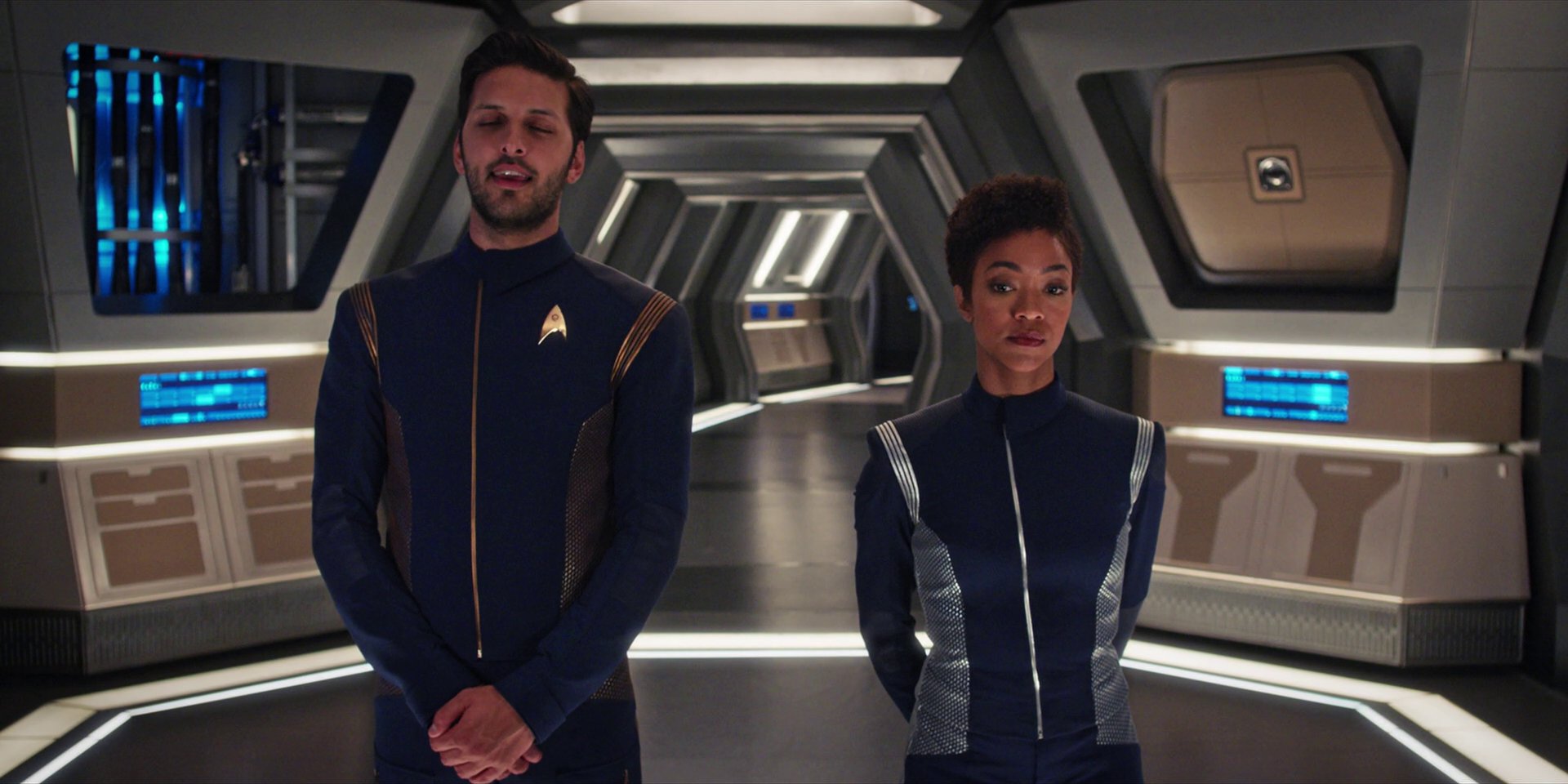 extant_StarTrekDiscovery_1x07-MagicToMakeTheSanestManGoMad_4868.jpg