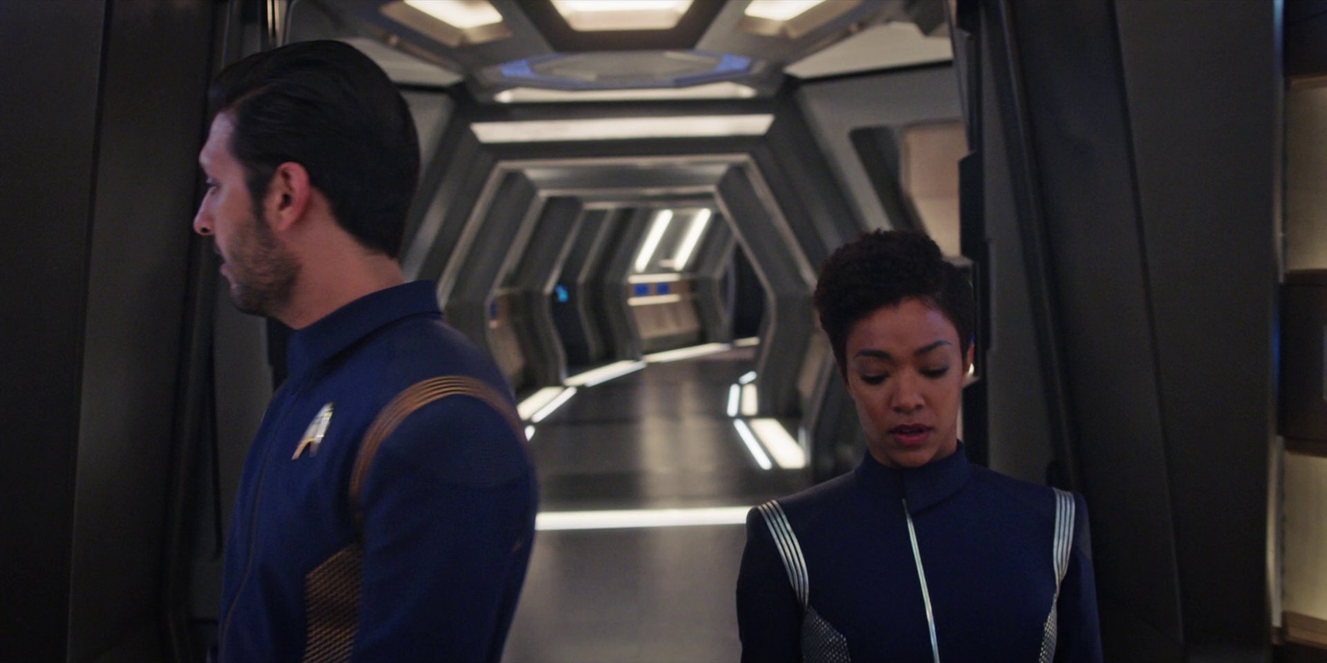 extant_StarTrekDiscovery_1x07-MagicToMakeTheSanestManGoMad_4927.jpg