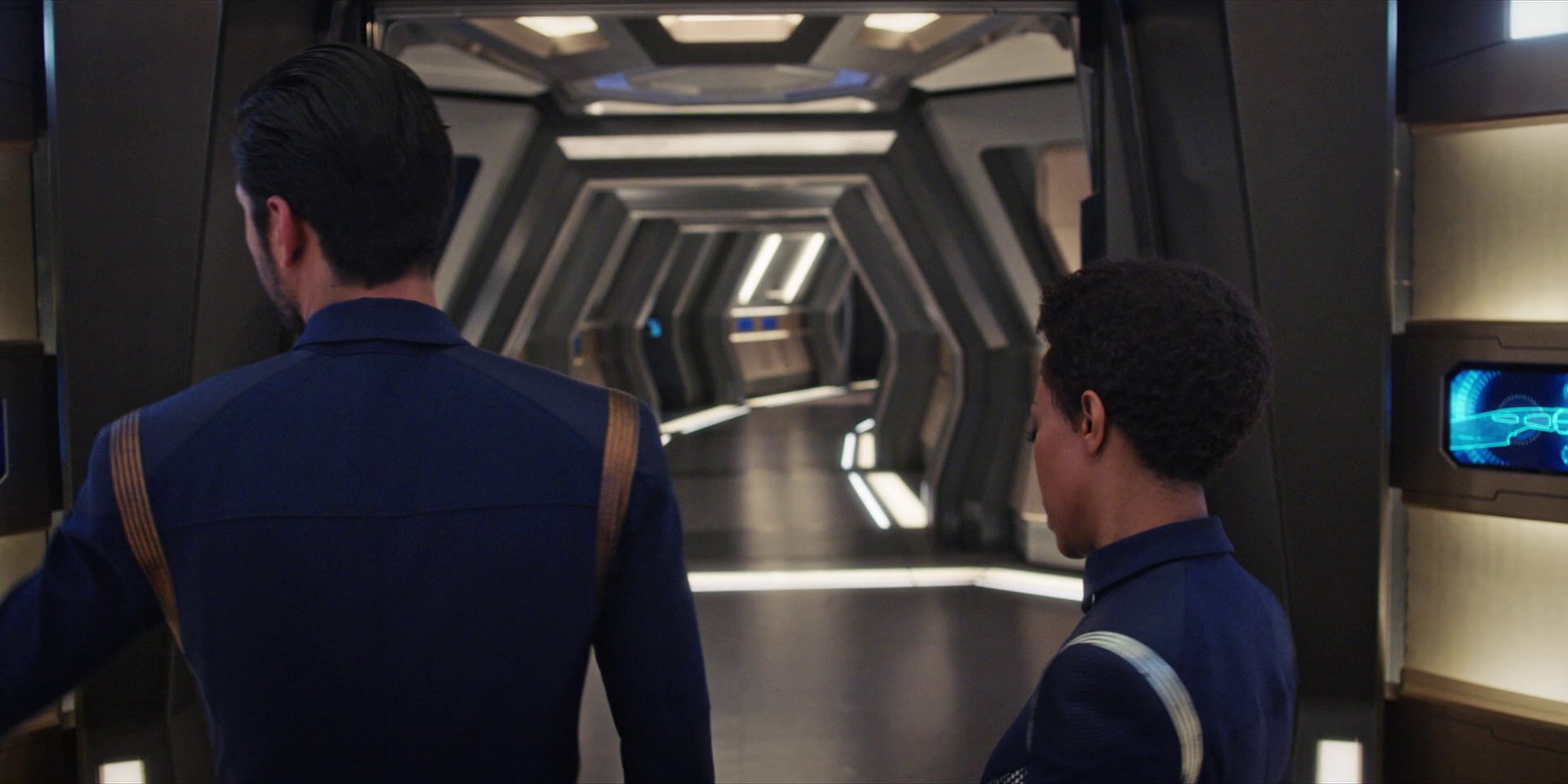 extant_StarTrekDiscovery_1x07-MagicToMakeTheSanestManGoMad_4929.jpg