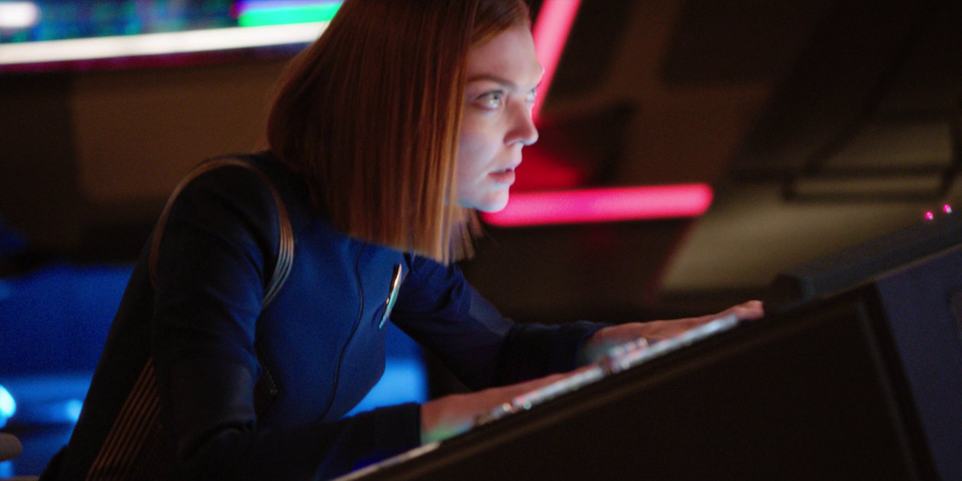 extant_StarTrekDiscovery_1x08-SiVisPacemParaBellum_0390.jpg