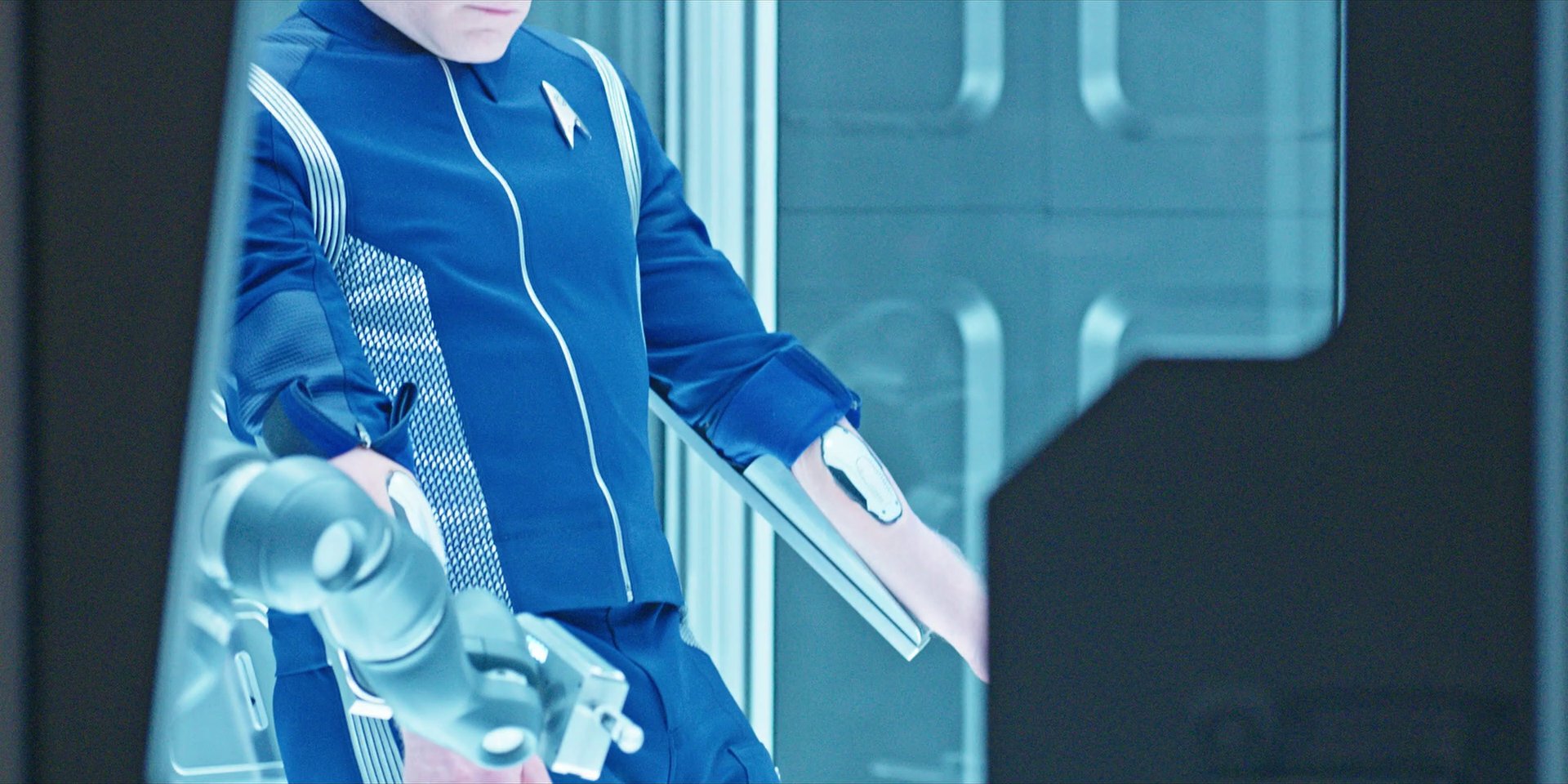 extant_StarTrekDiscovery_1x08-SiVisPacemParaBellum_0579.jpg